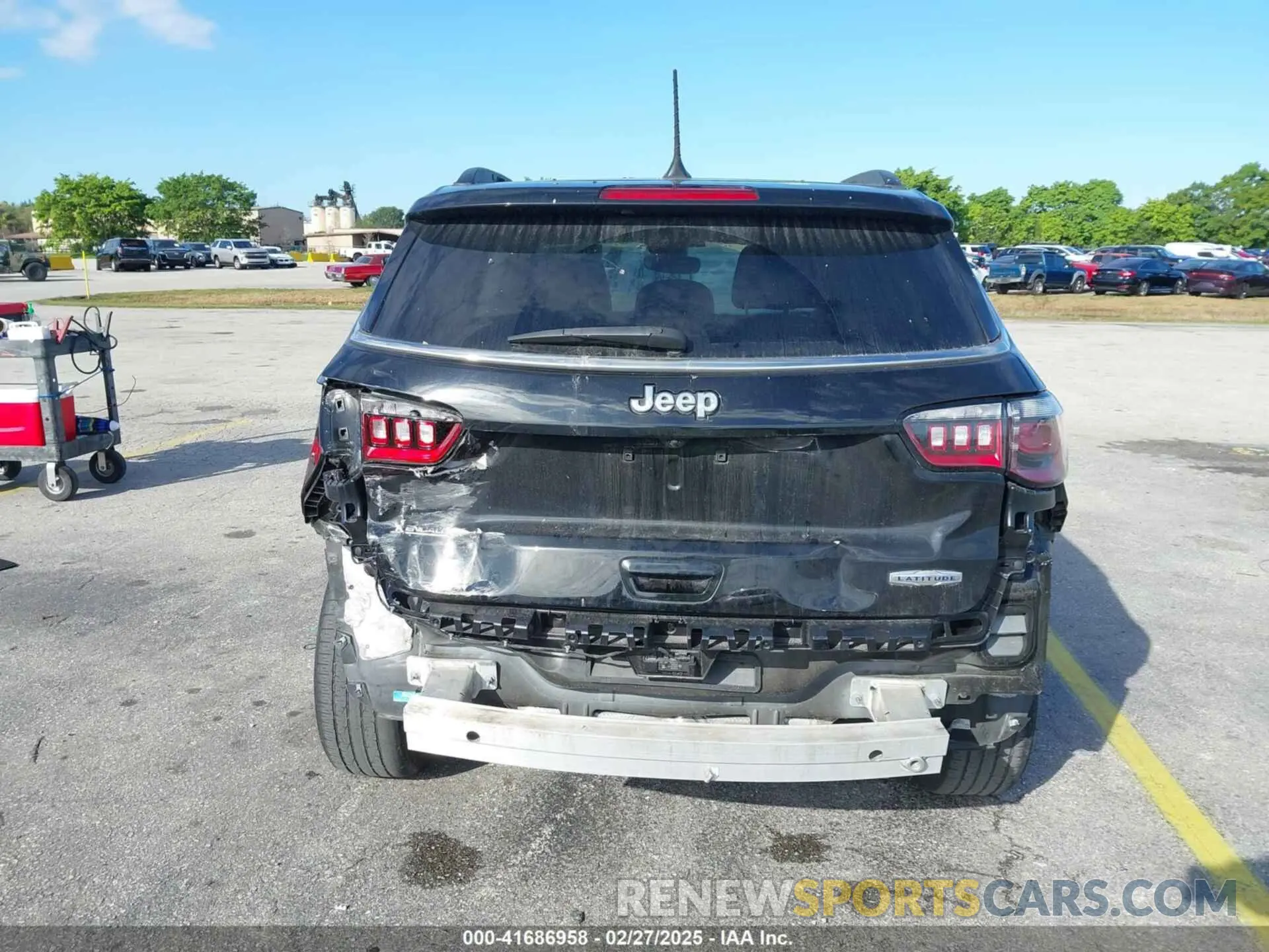17 fotografías del automóvil dañado 3C4NJCBB6NT229344 JEEP COMPASS 2022