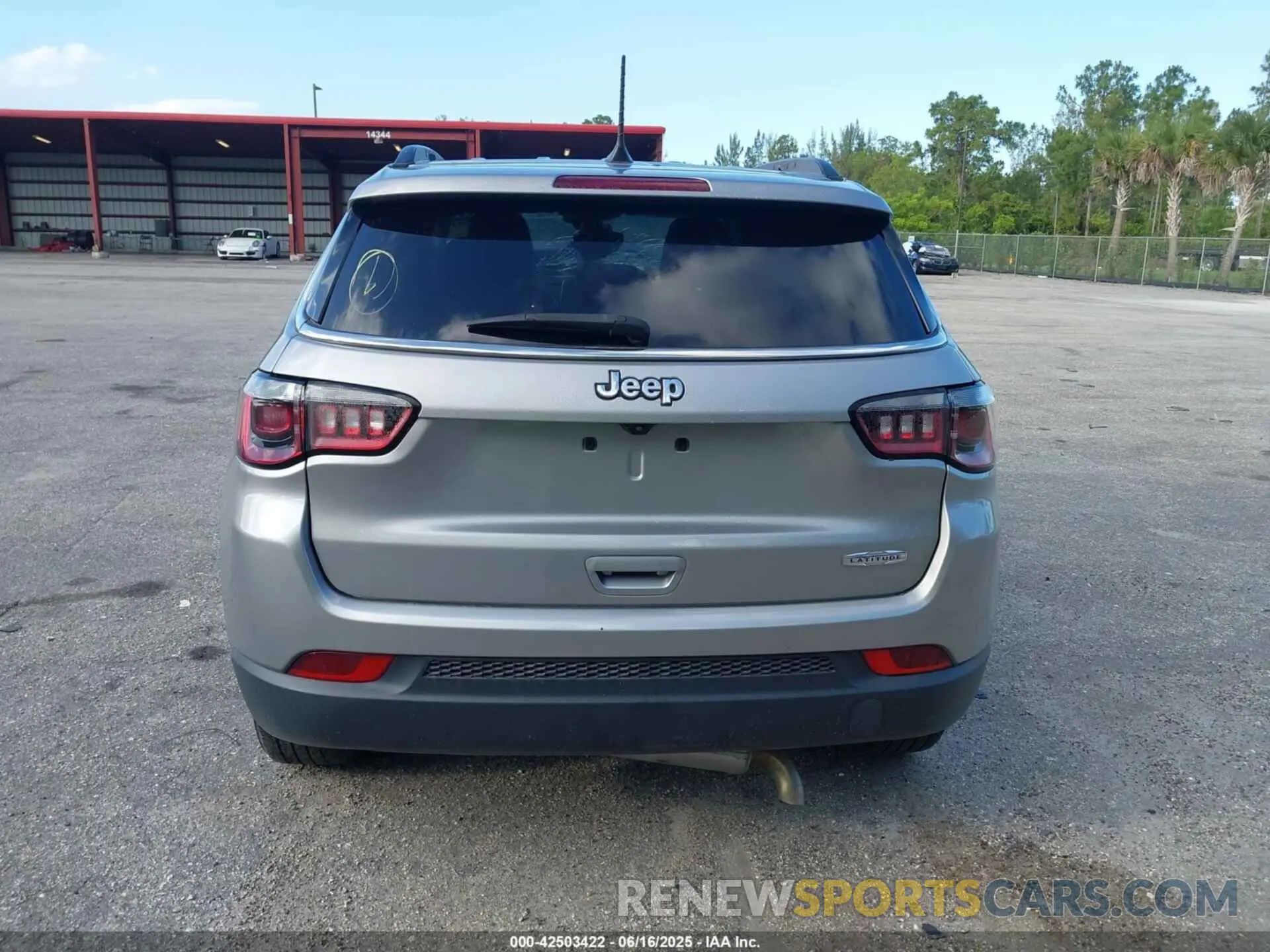 16 fotografías del automóvil dañado 3C4NJCBB8NT138706 JEEP COMPASS 2022