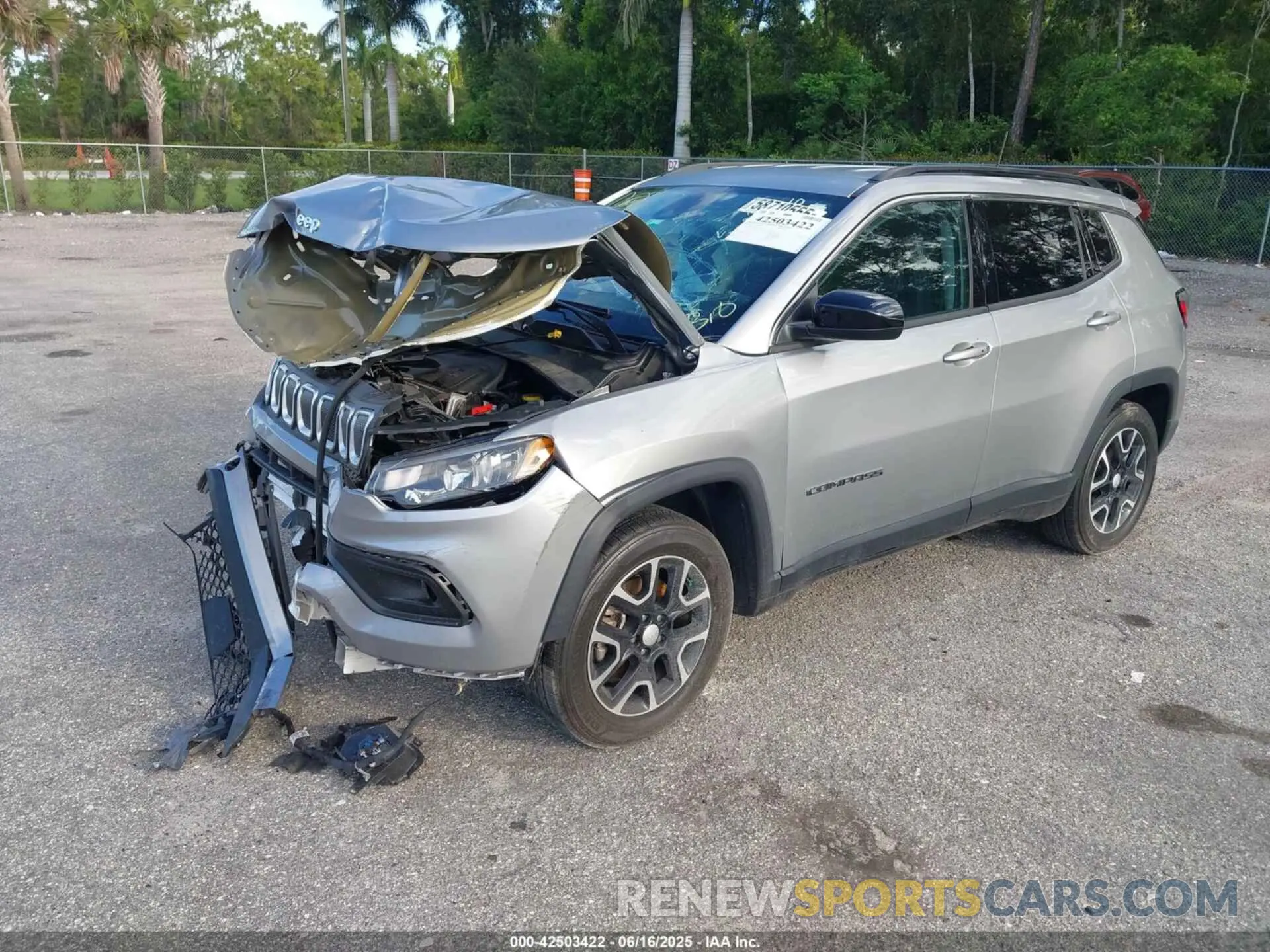 2 fotografías del automóvil dañado 3C4NJCBB8NT138706 JEEP COMPASS 2022