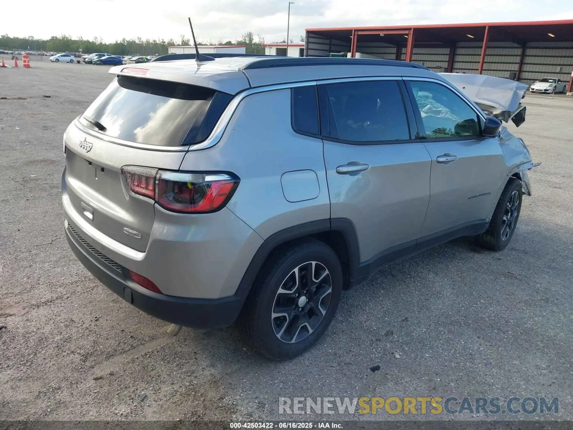 4 fotografías del automóvil dañado 3C4NJCBB8NT138706 JEEP COMPASS 2022