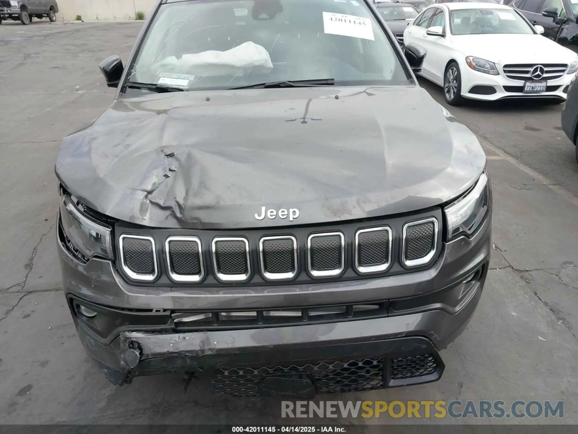 13 fotografías del automóvil dañado 3C4NJCBB8NT188411 JEEP COMPASS 2022