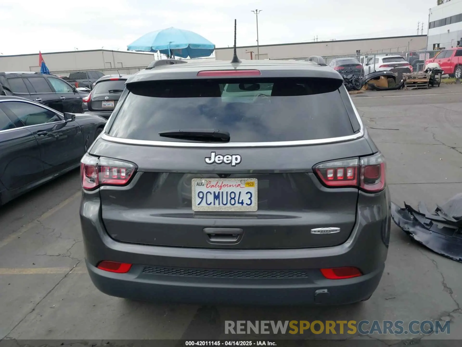17 fotografías del automóvil dañado 3C4NJCBB8NT188411 JEEP COMPASS 2022