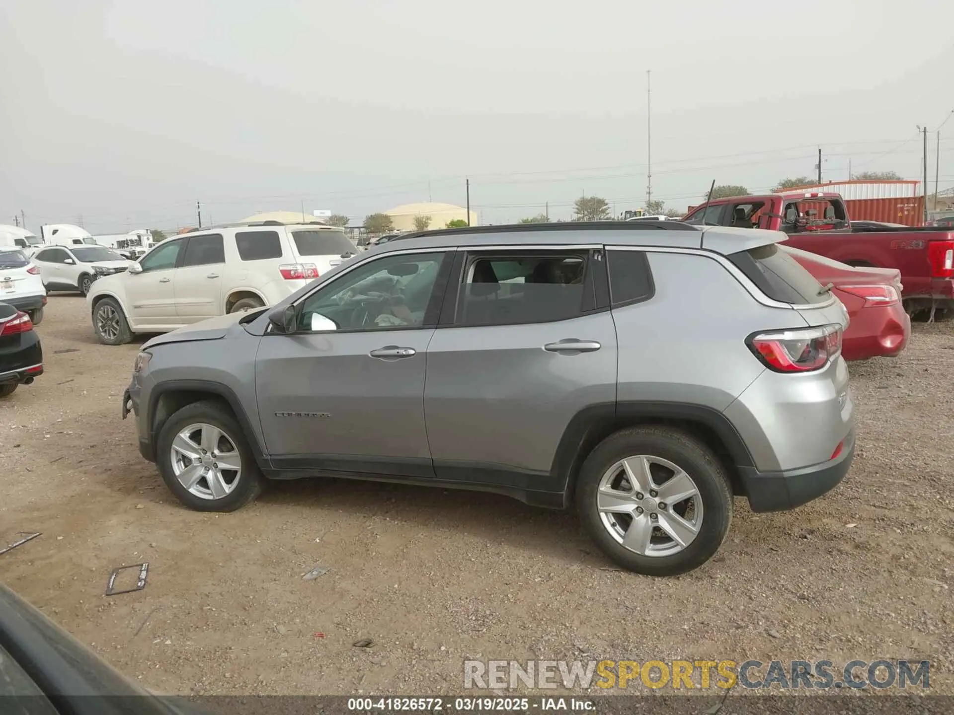 14 fotografías del automóvil dañado 3C4NJCBB8NT204932 JEEP COMPASS 2022