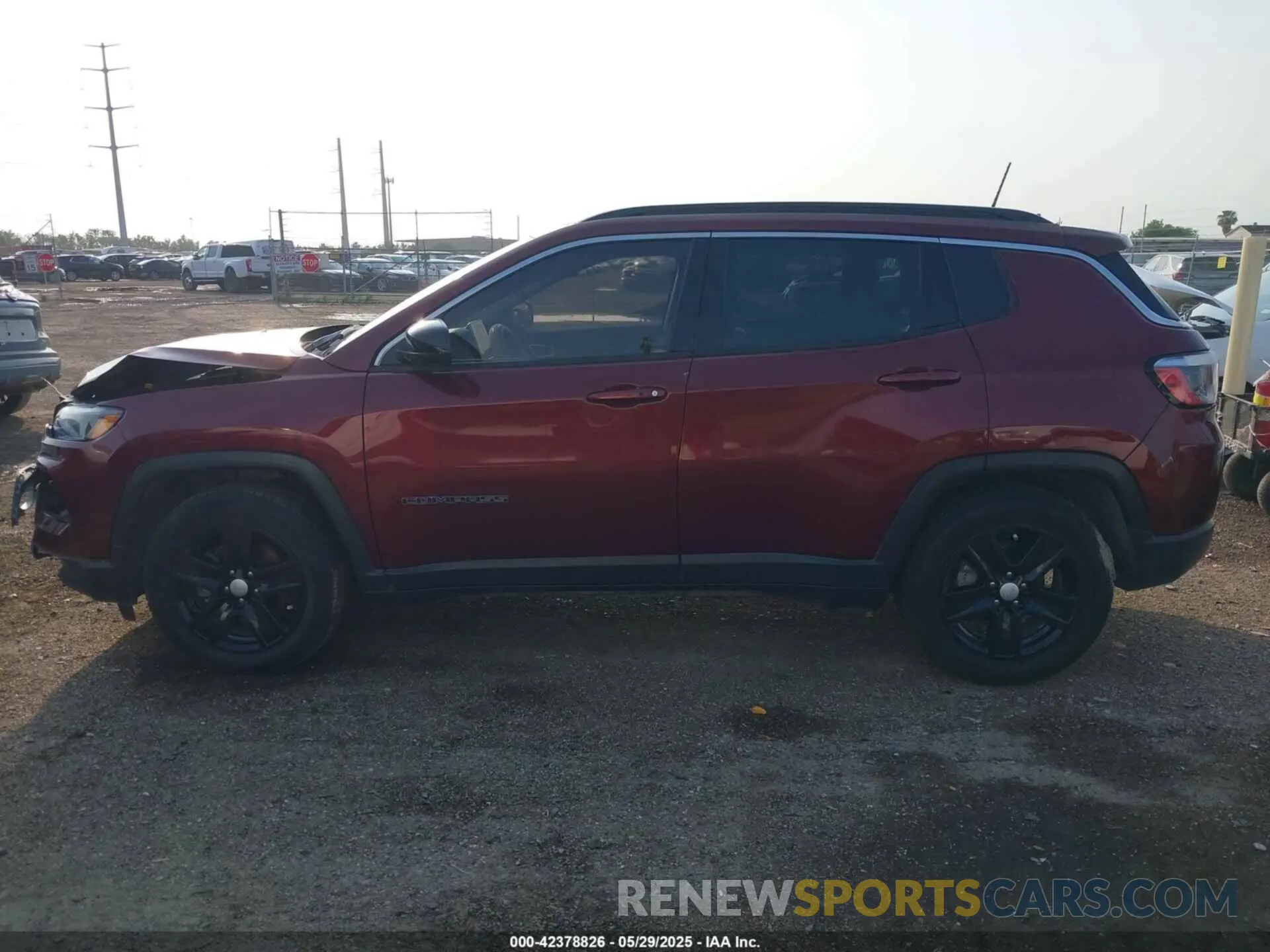 14 fotografías del automóvil dañado 3C4NJCBB9NT109506 JEEP COMPASS 2022