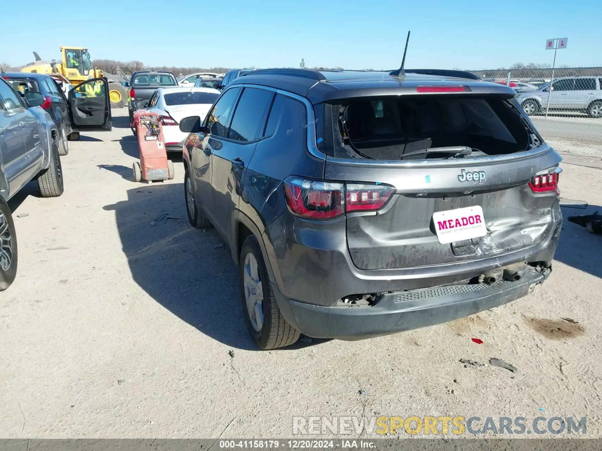 3 fotografías del automóvil dañado 3C4NJCBB9NT137192 JEEP COMPASS 2022