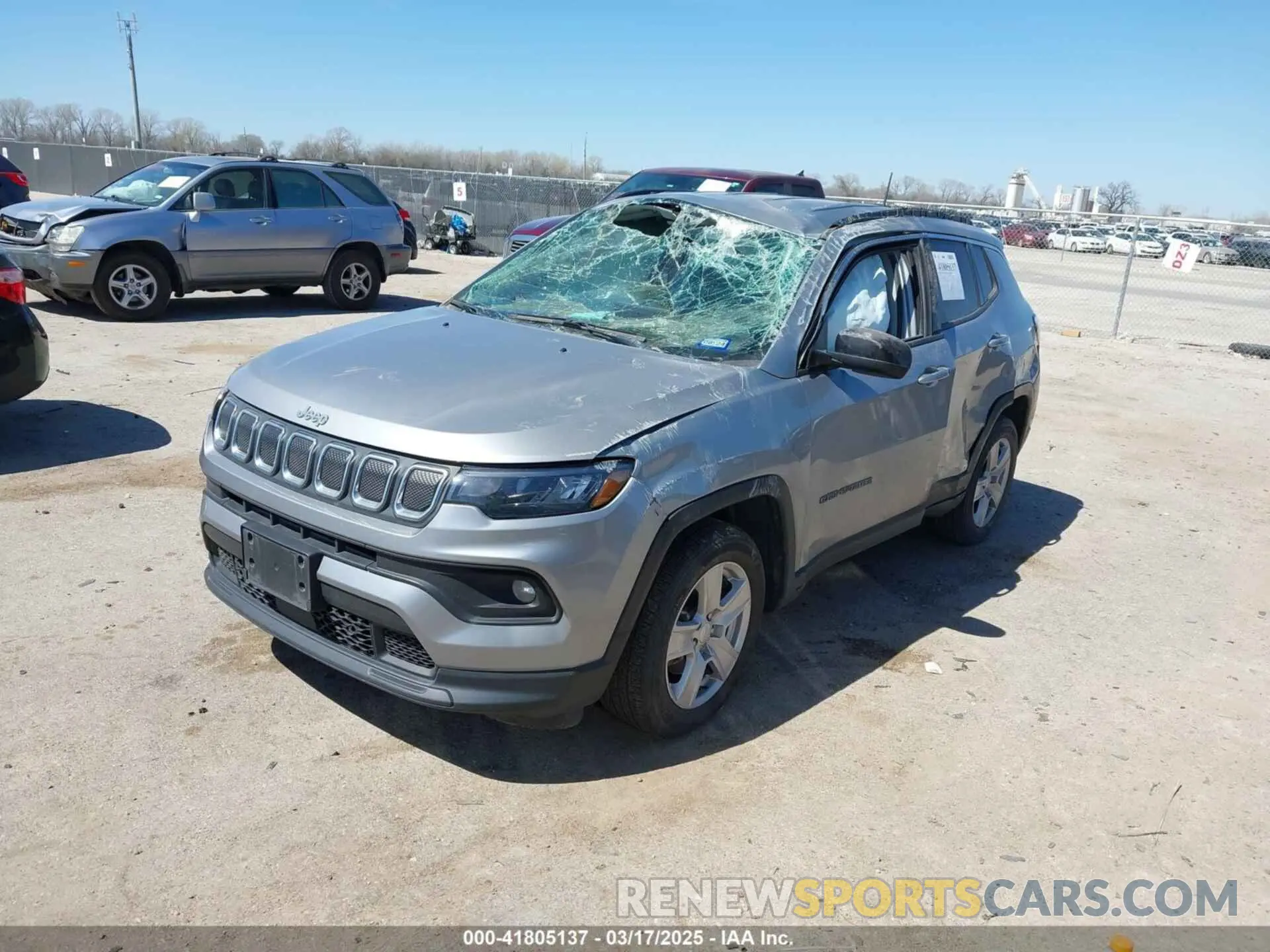 2 fotografías del automóvil dañado 3C4NJCBB9NT192421 JEEP COMPASS 2022