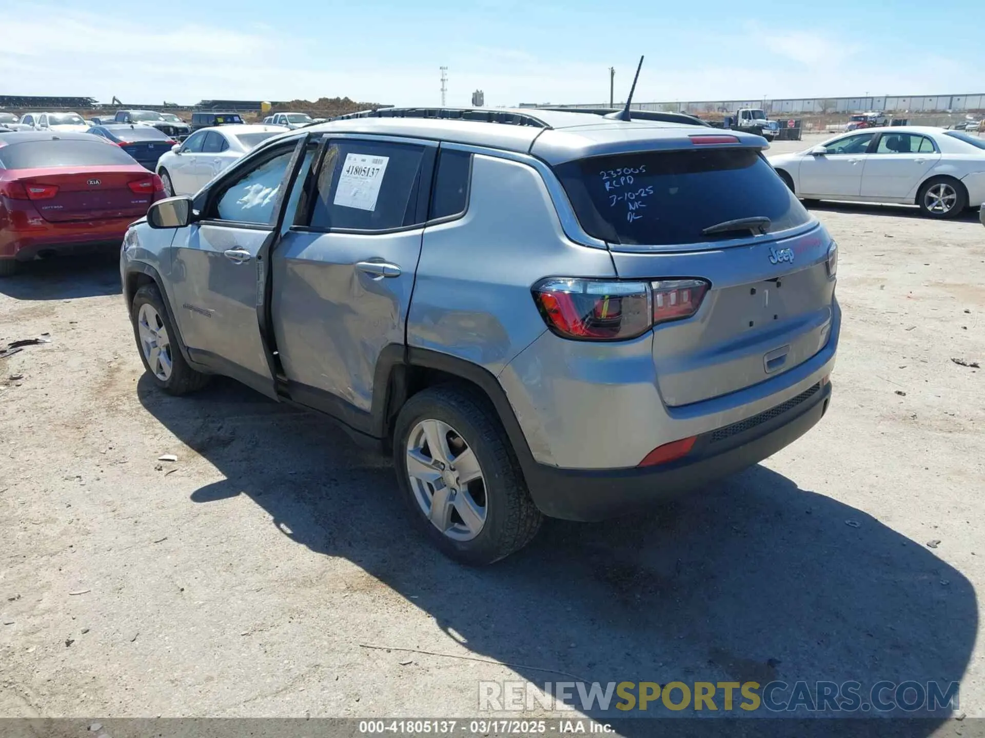 3 fotografías del automóvil dañado 3C4NJCBB9NT192421 JEEP COMPASS 2022