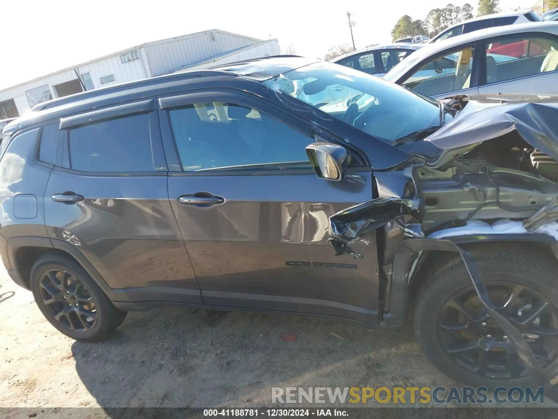 13 fotografías del automóvil dañado 3C4NJCBBXNT188054 JEEP COMPASS 2022