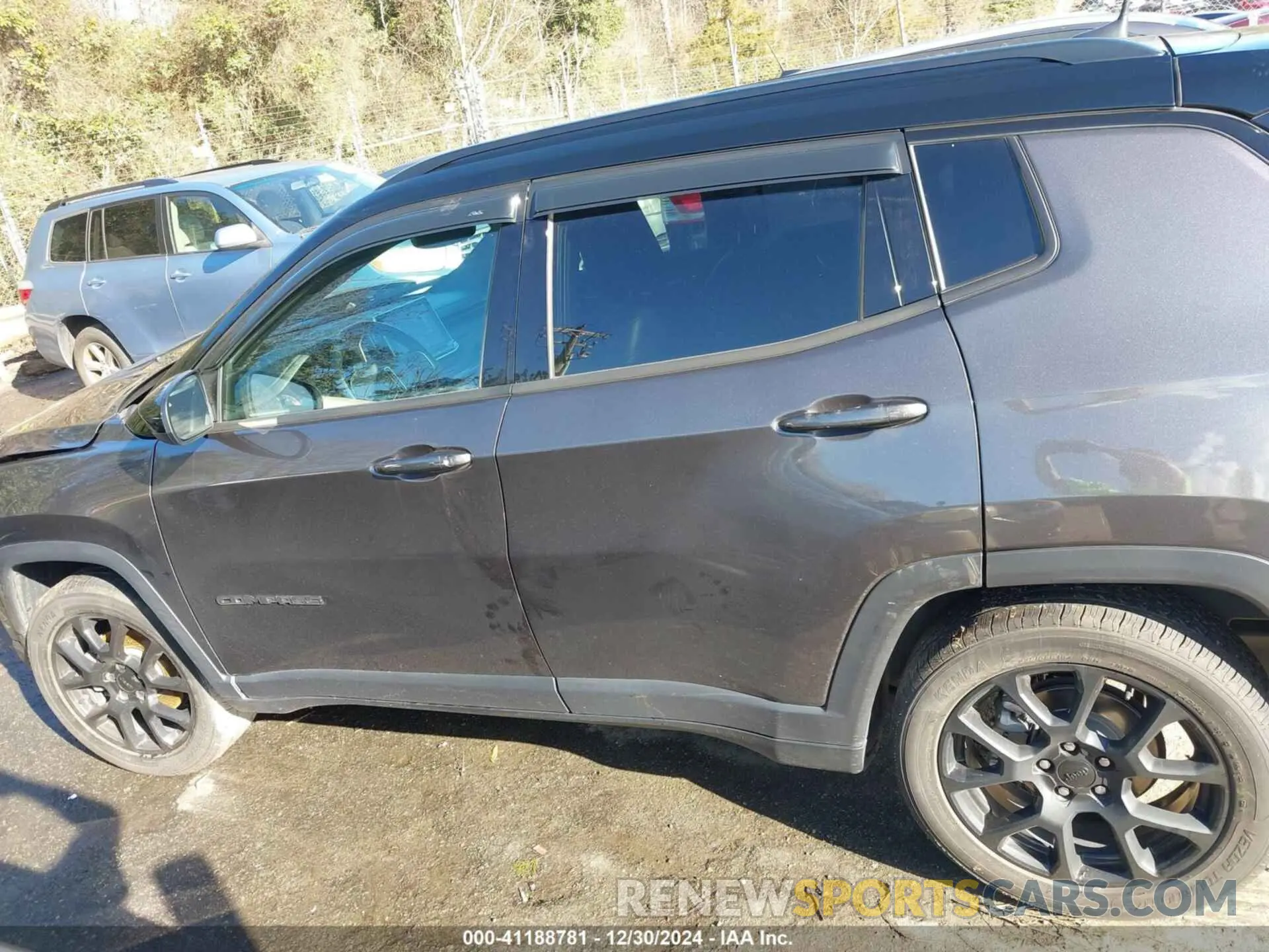 14 fotografías del automóvil dañado 3C4NJCBBXNT188054 JEEP COMPASS 2022