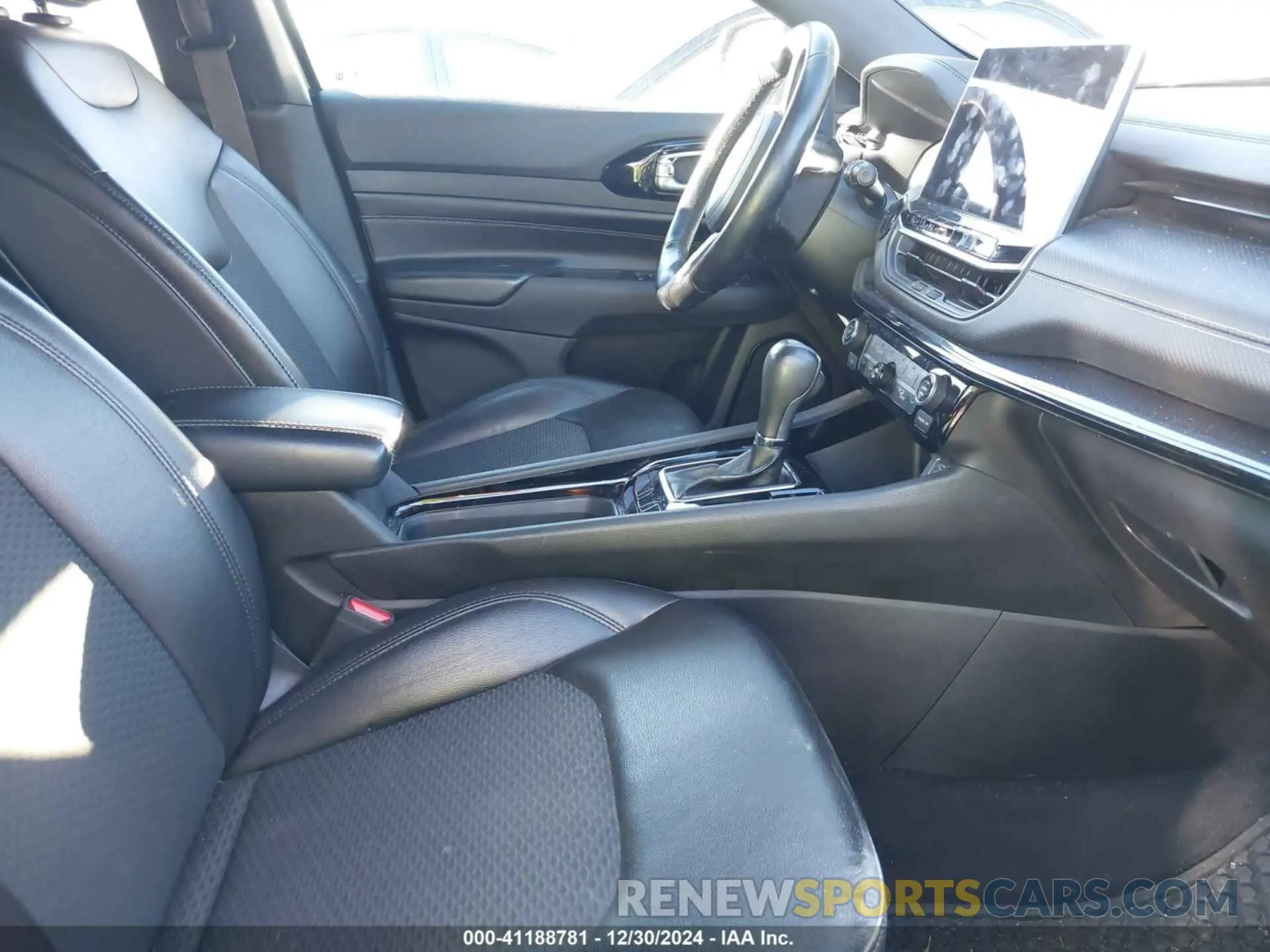5 fotografías del automóvil dañado 3C4NJCBBXNT188054 JEEP COMPASS 2022