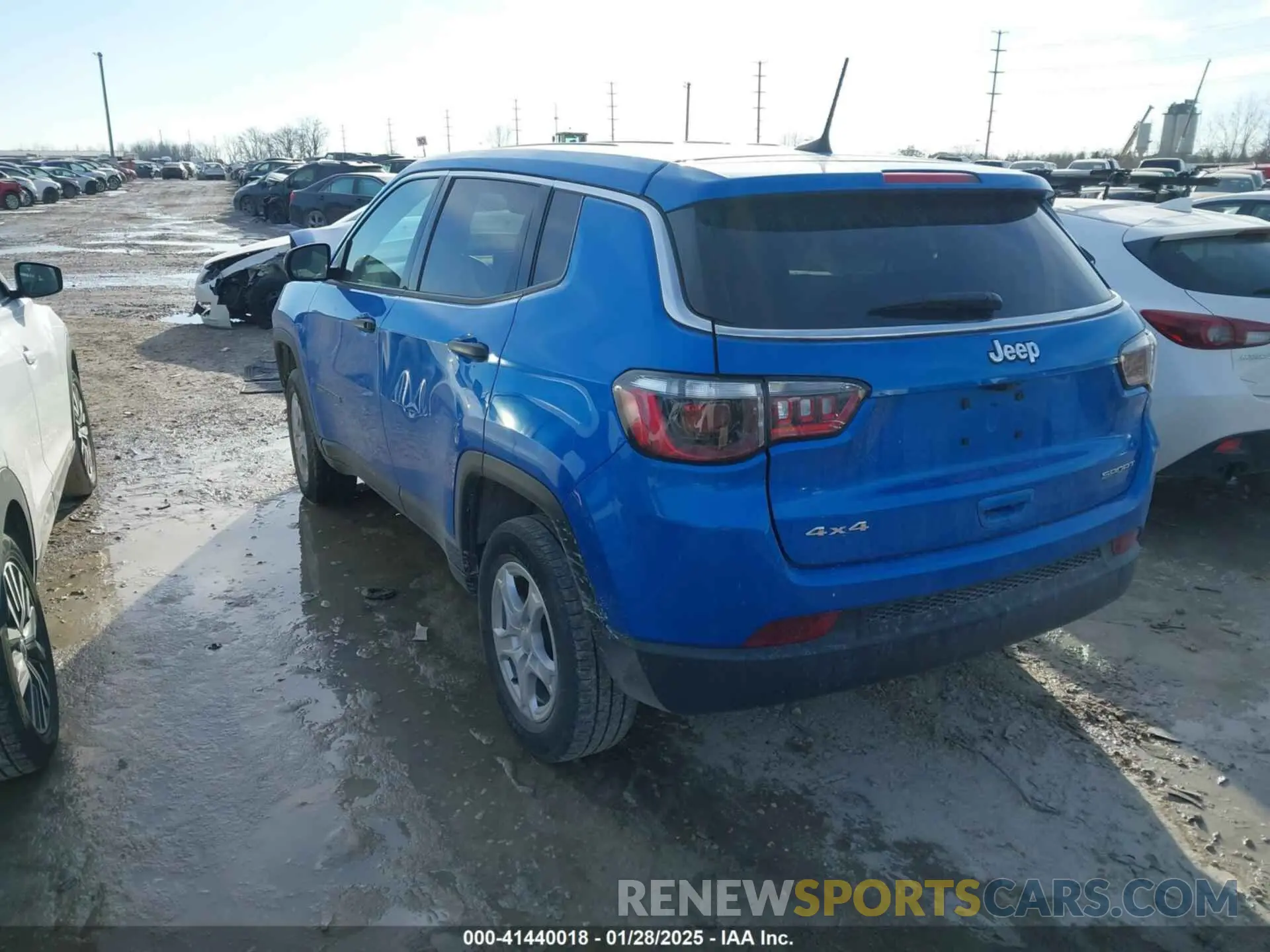 3 fotografías del automóvil dañado 3C4NJDAB3NT167702 JEEP COMPASS 2022