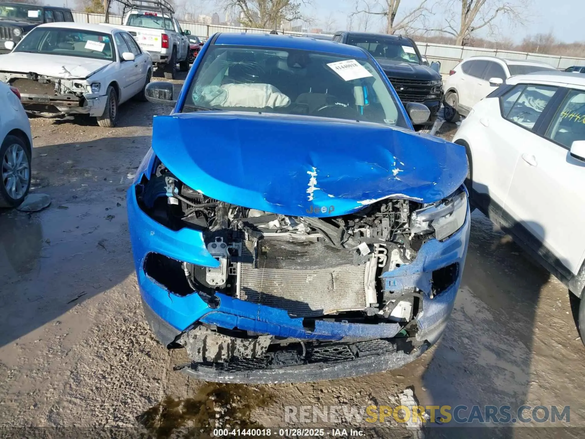 6 fotografías del automóvil dañado 3C4NJDAB3NT167702 JEEP COMPASS 2022
