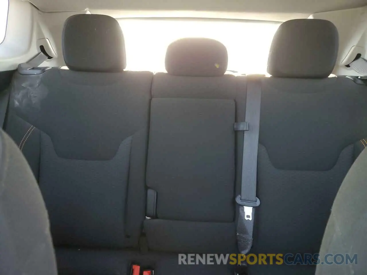 10 fotografías del automóvil dañado 3C4NJDABXNT120425 JEEP COMPASS 2022