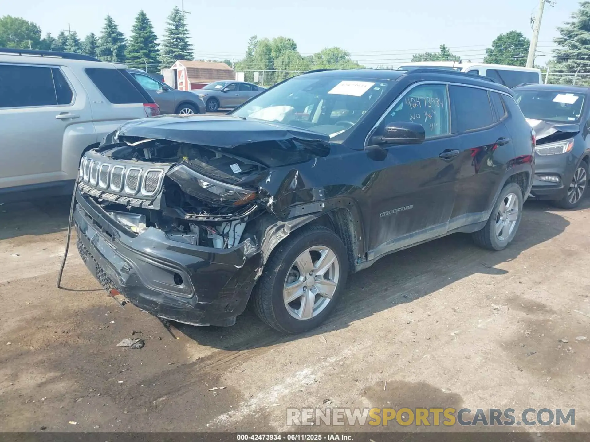 2 fotografías del automóvil dañado 3C4NJDBB0NT216921 JEEP COMPASS 2022