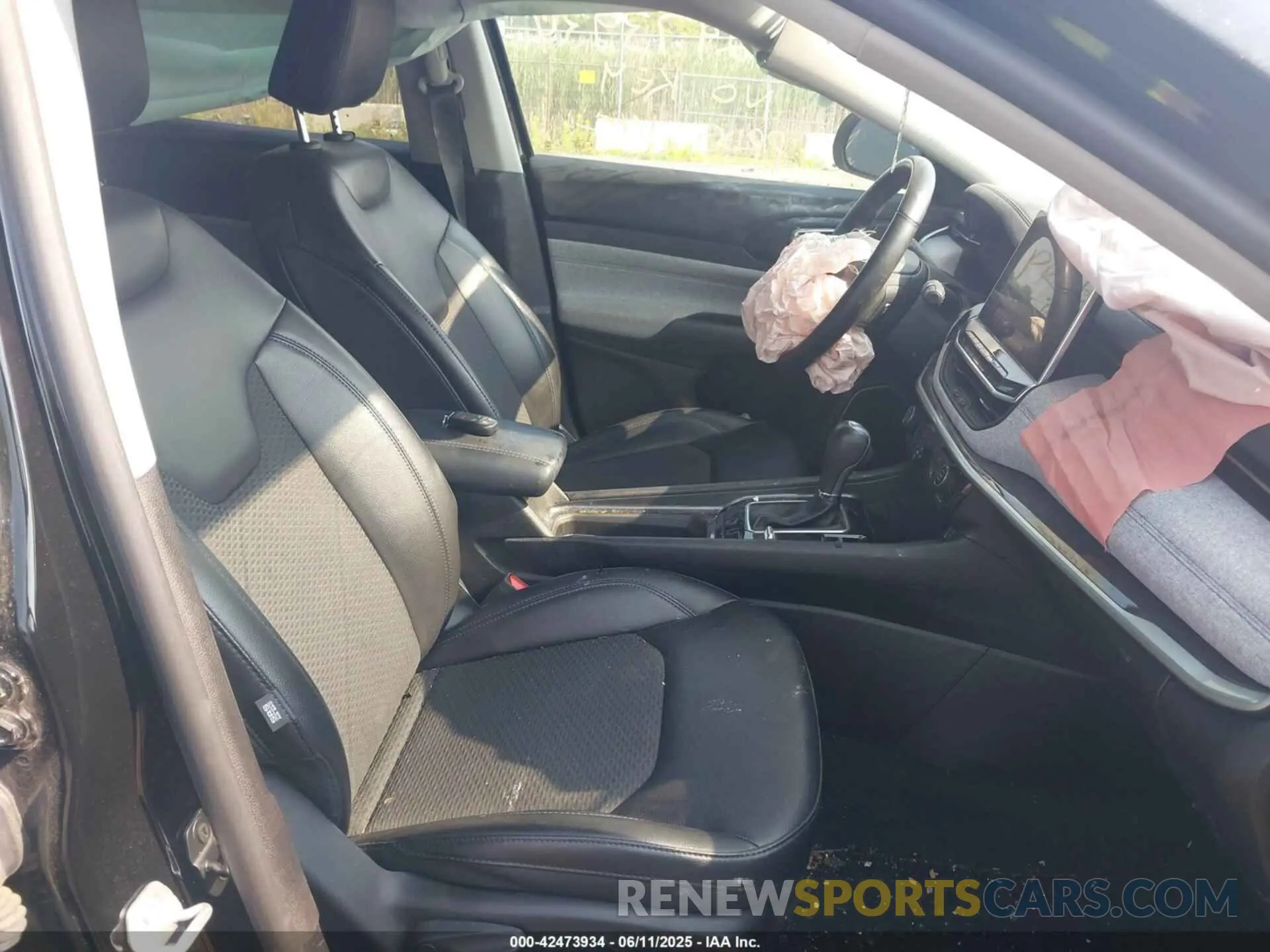 5 fotografías del automóvil dañado 3C4NJDBB0NT216921 JEEP COMPASS 2022