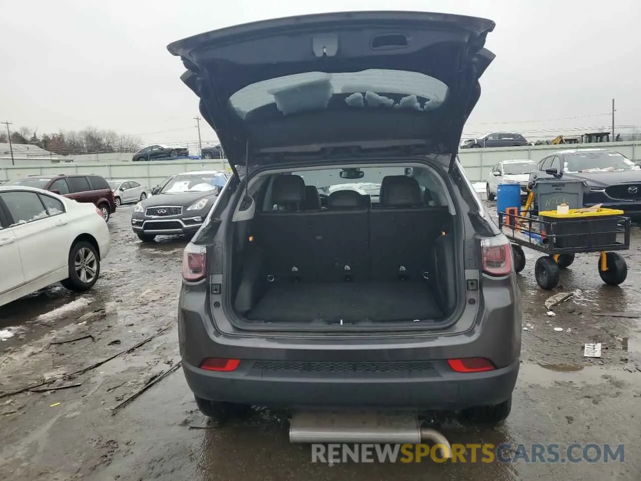 6 fotografías del automóvil dañado 3C4NJDBB0NT217079 JEEP COMPASS 2022