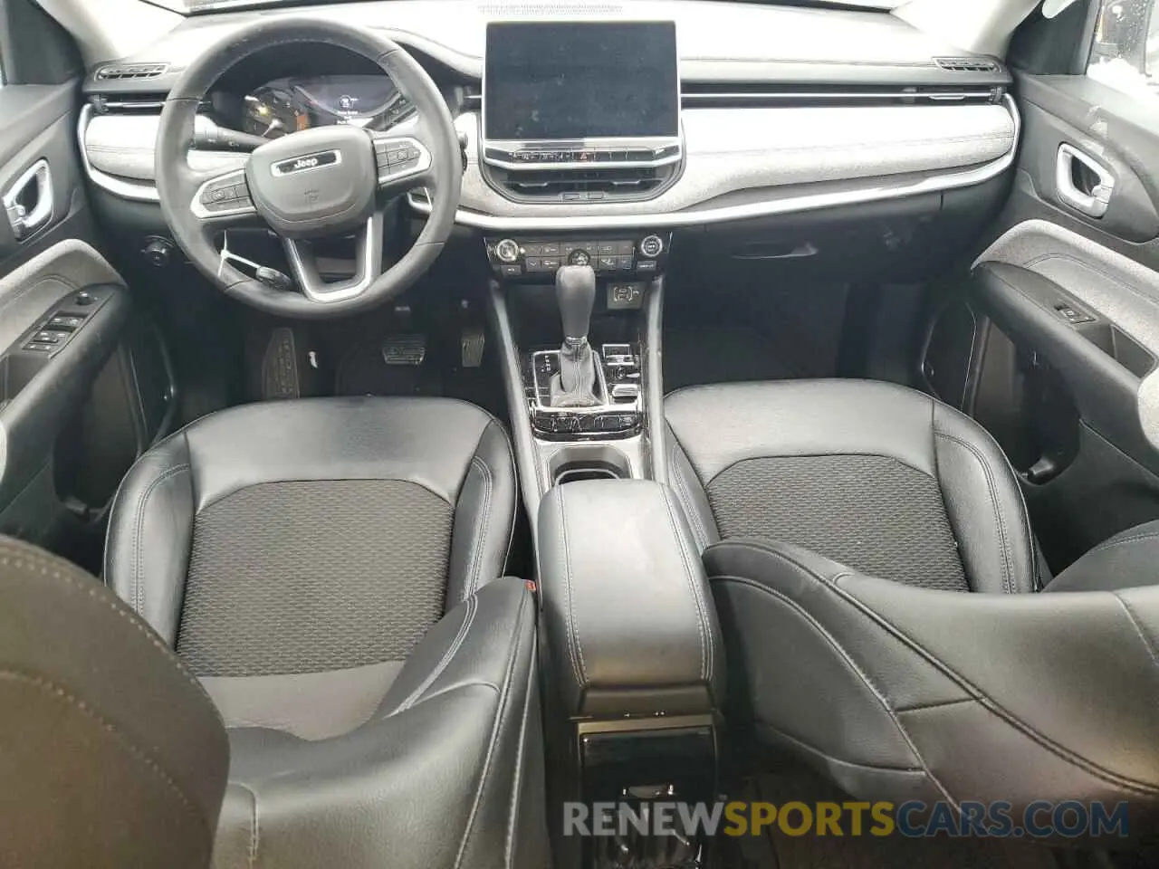8 fotografías del automóvil dañado 3C4NJDBB0NT217079 JEEP COMPASS 2022