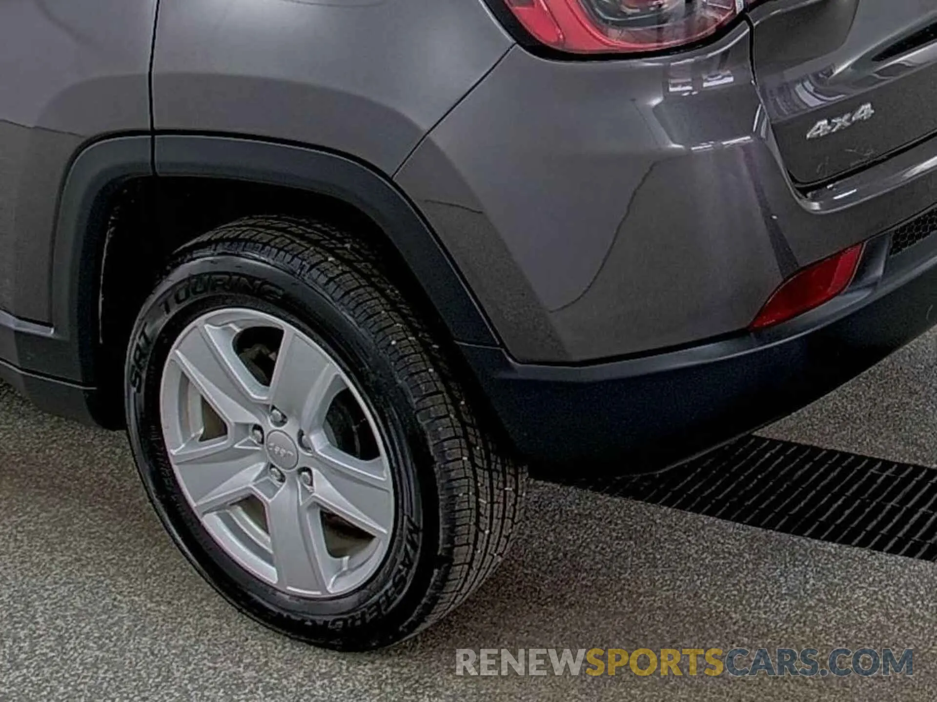 14 fotografías del automóvil dañado 3C4NJDBB1NT150654 JEEP COMPASS 2022