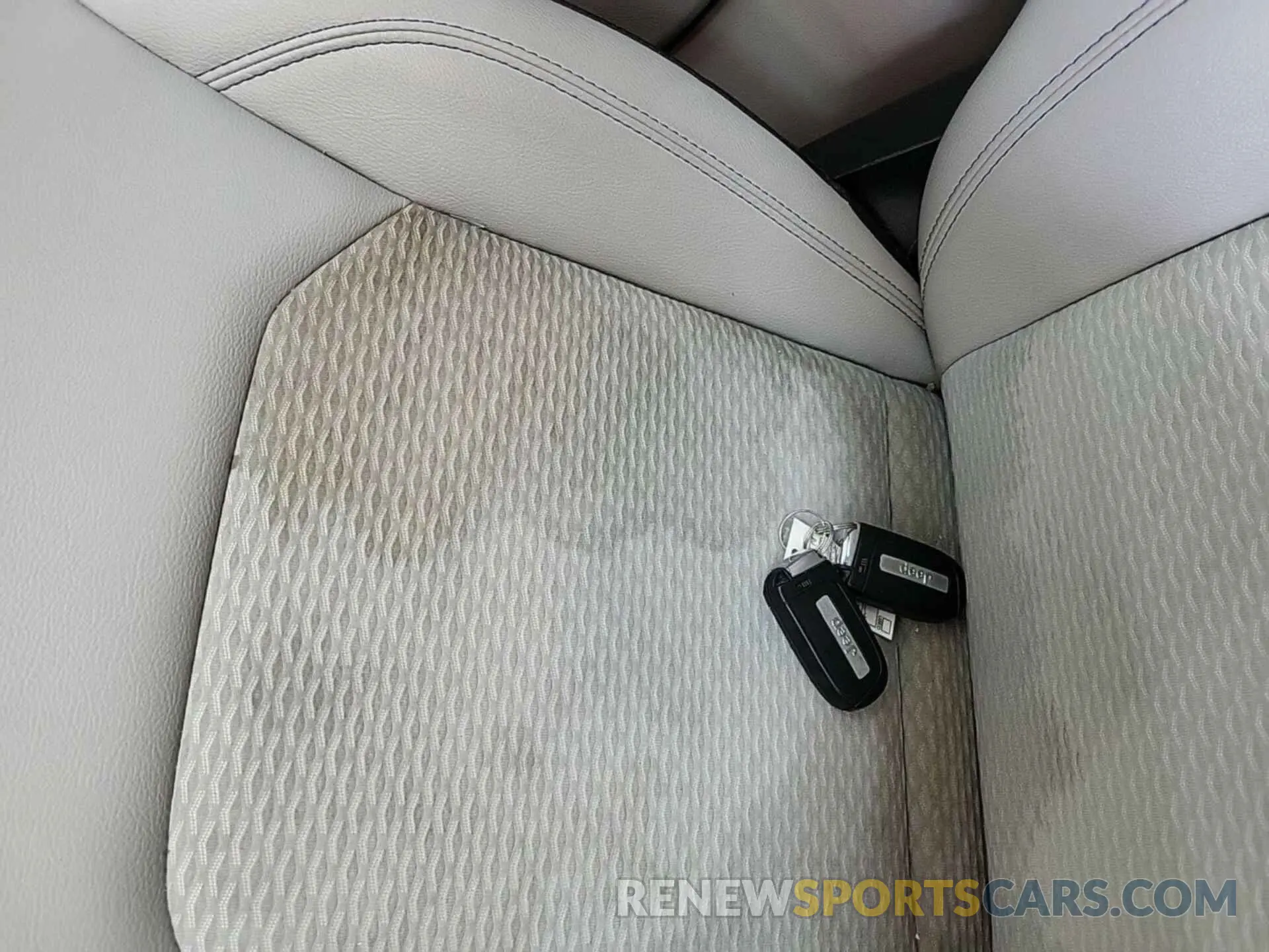 29 fotografías del automóvil dañado 3C4NJDBB1NT150654 JEEP COMPASS 2022