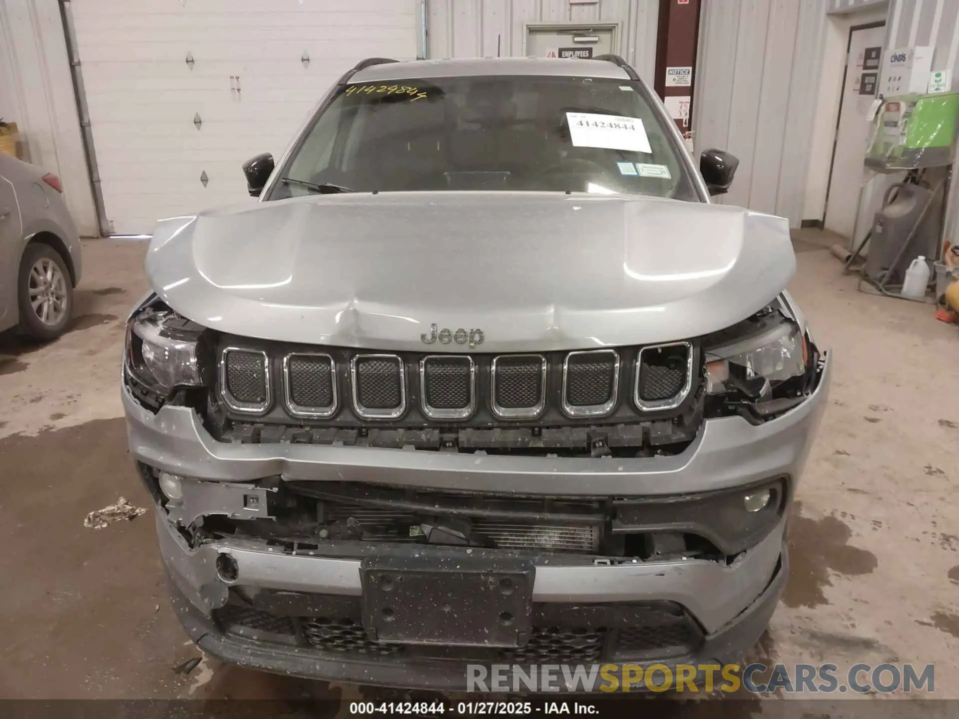 12 fotografías del automóvil dañado 3C4NJDBB1NT164537 JEEP COMPASS 2022