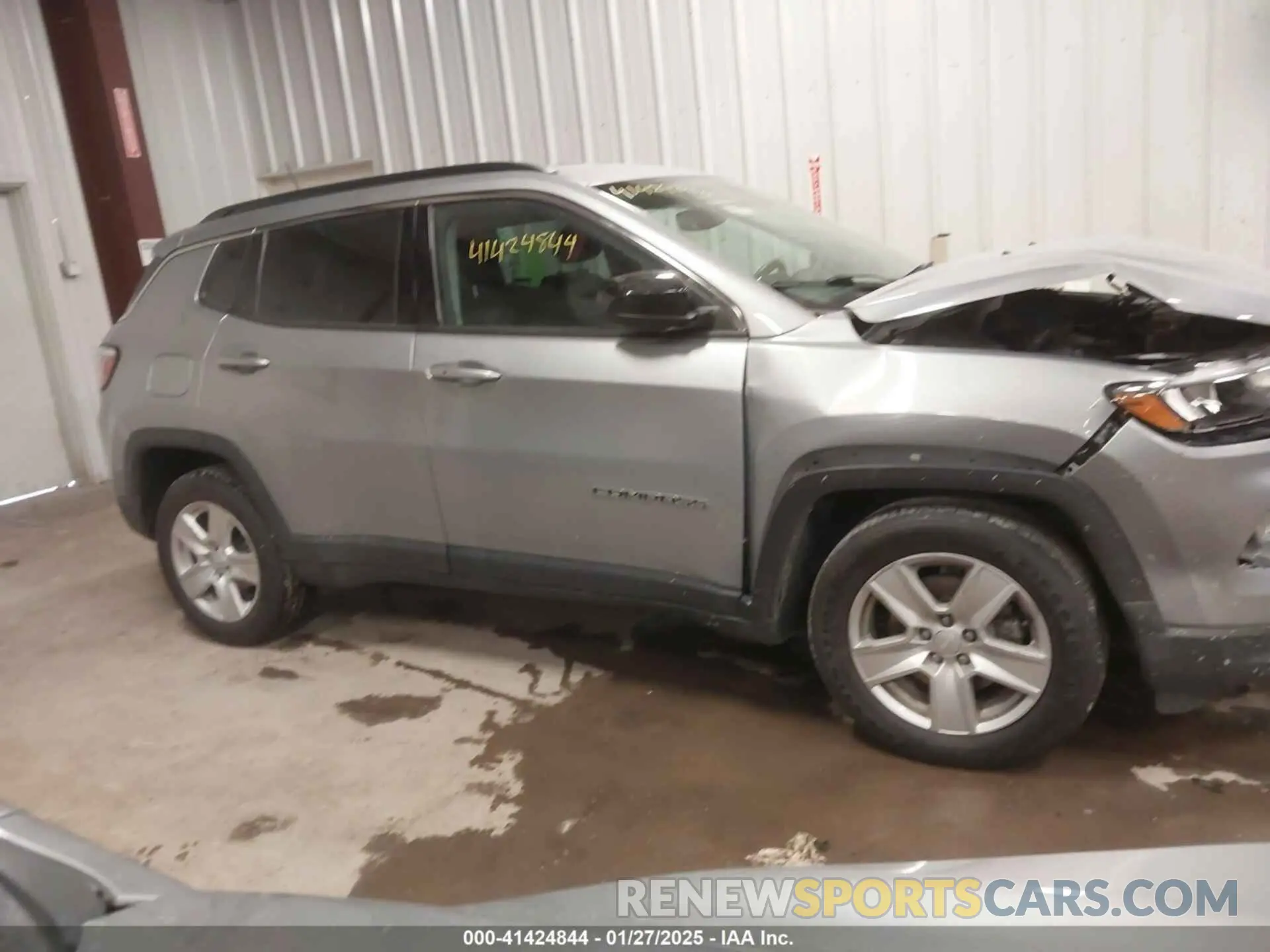 13 fotografías del automóvil dañado 3C4NJDBB1NT164537 JEEP COMPASS 2022