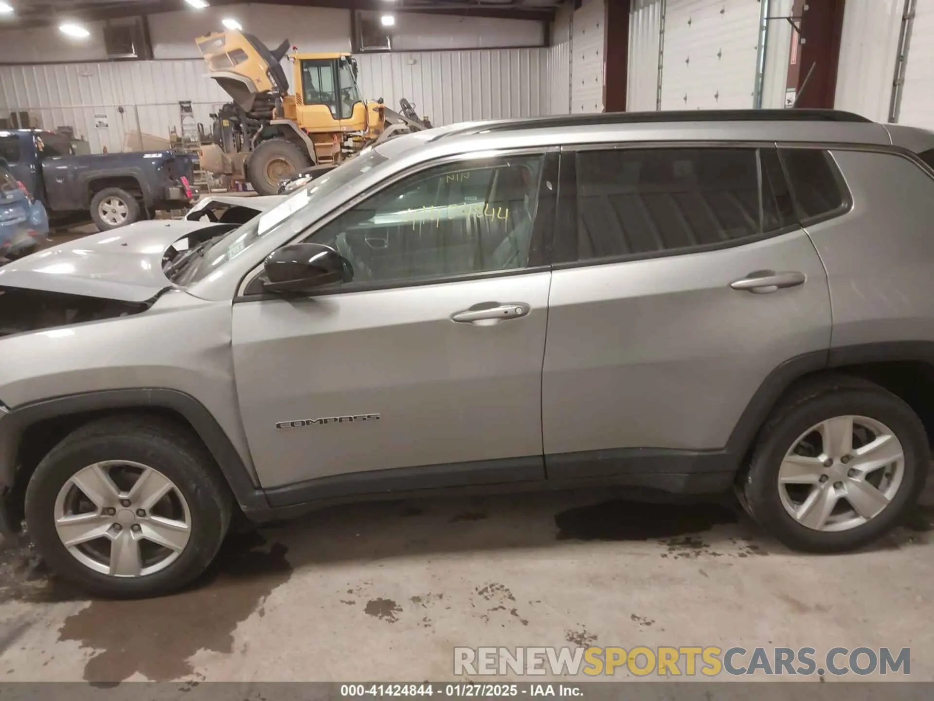 14 fotografías del automóvil dañado 3C4NJDBB1NT164537 JEEP COMPASS 2022