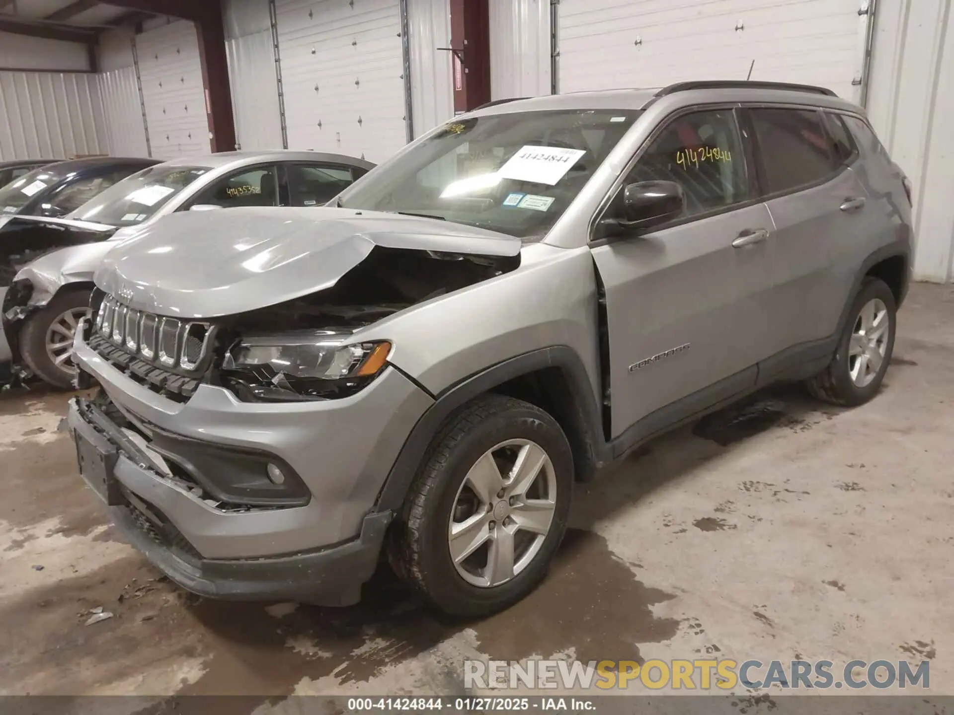 2 fotografías del automóvil dañado 3C4NJDBB1NT164537 JEEP COMPASS 2022