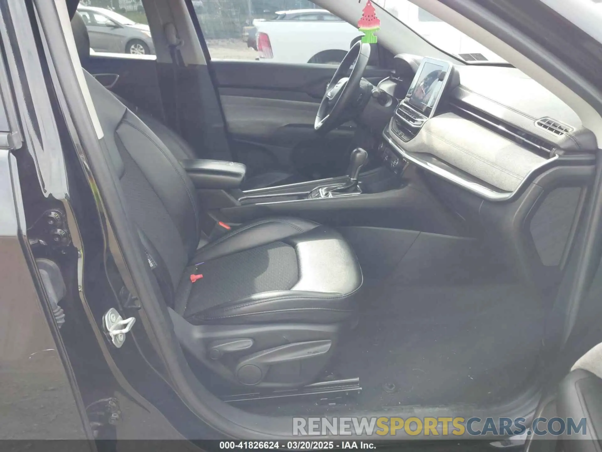 5 fotografías del automóvil dañado 3C4NJDBB2NT135824 JEEP COMPASS 2022