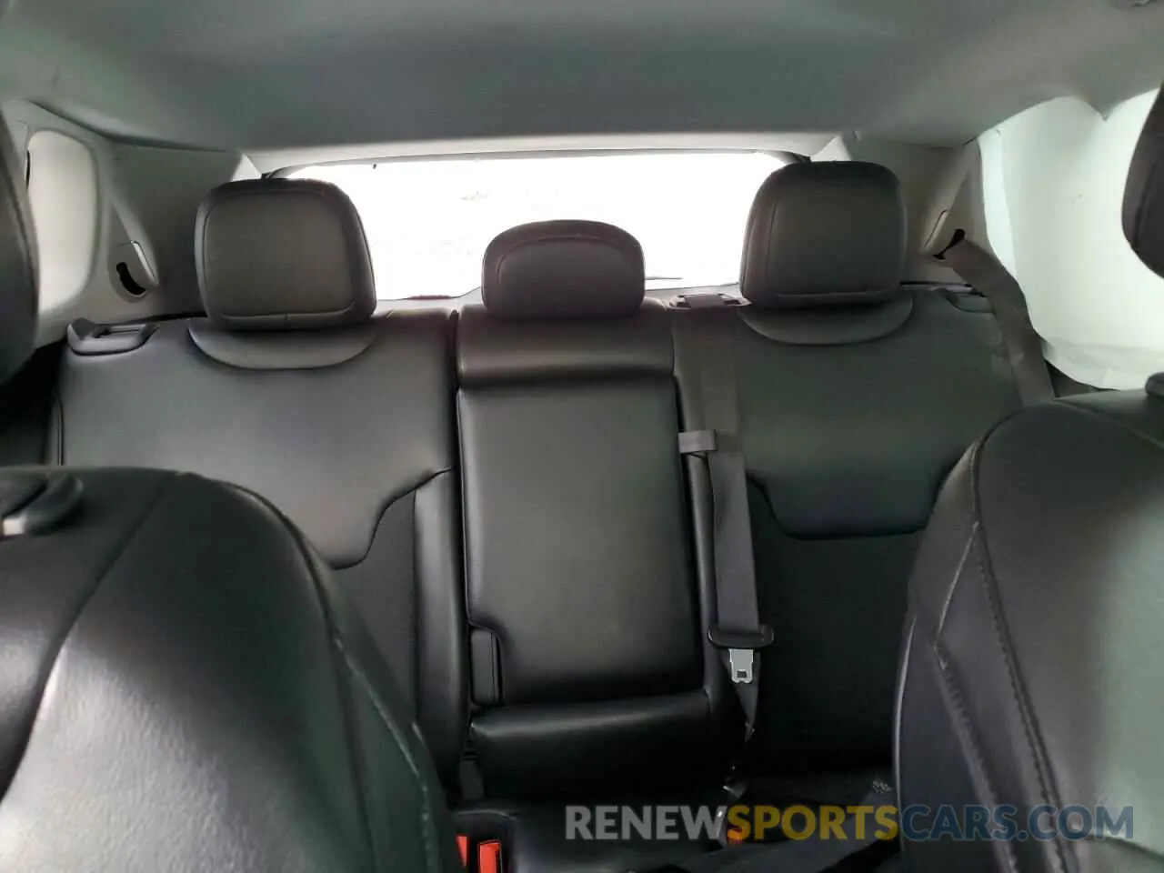 10 fotografías del automóvil dañado 3C4NJDBB2NT151988 JEEP COMPASS 2022