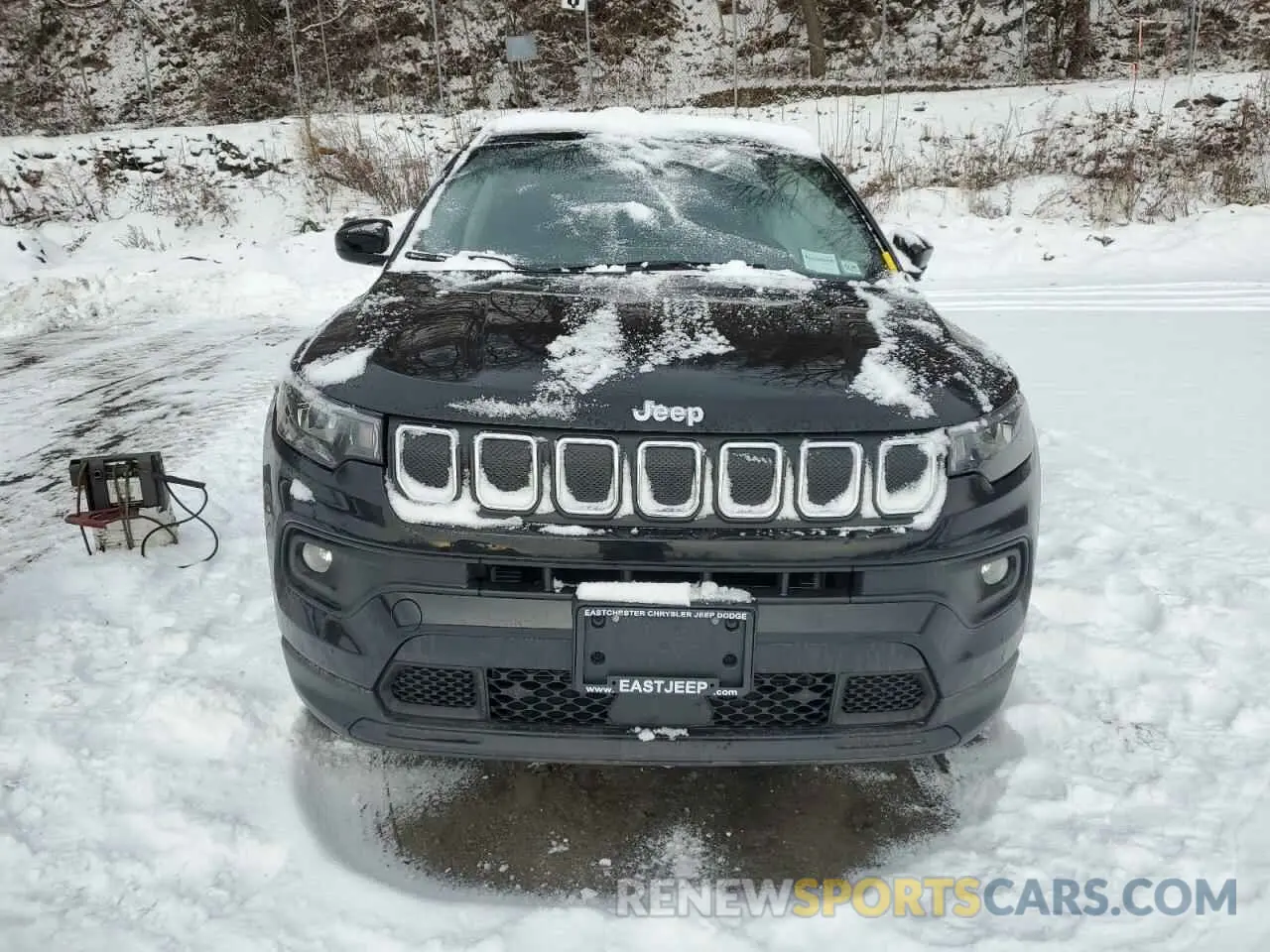 5 fotografías del automóvil dañado 3C4NJDBB2NT151988 JEEP COMPASS 2022