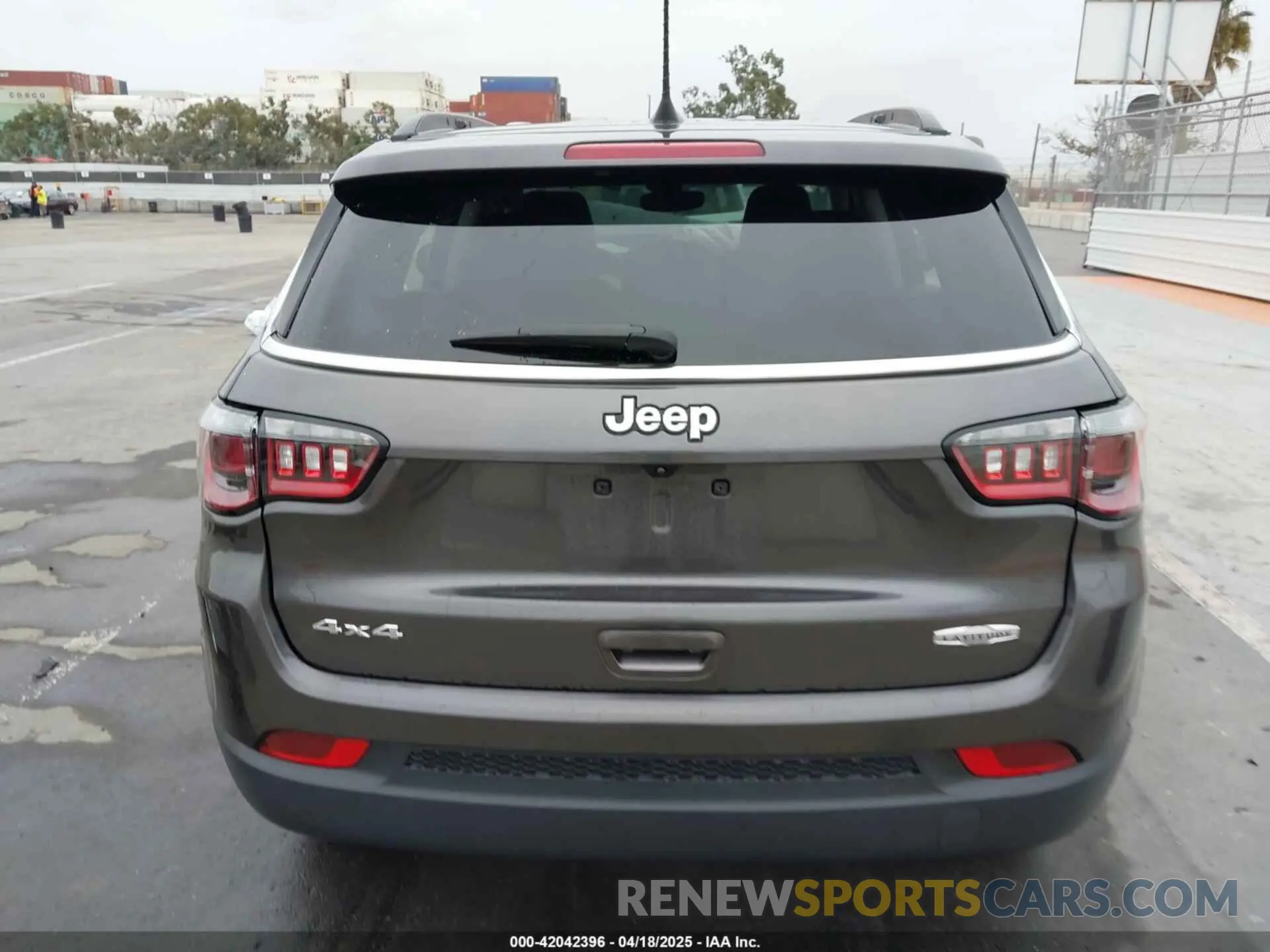 16 fotografías del automóvil dañado 3C4NJDBB2NT176163 JEEP COMPASS 2022