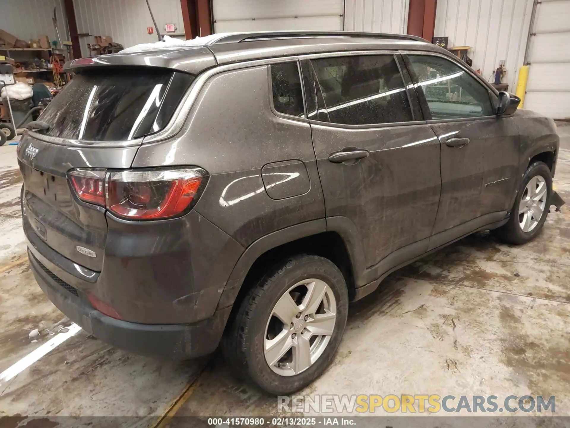 4 fotografías del automóvil dañado 3C4NJDBB3NT126047 JEEP COMPASS 2022