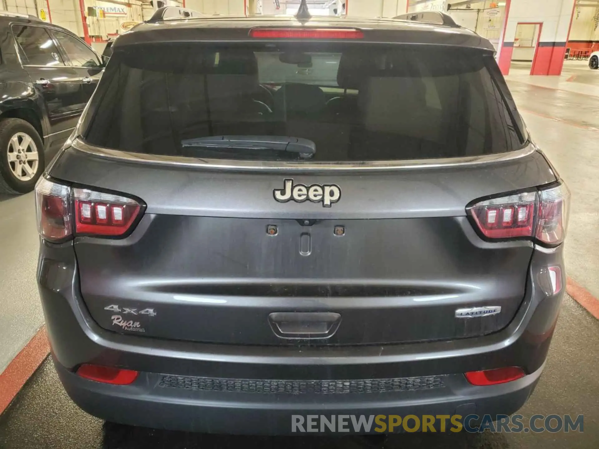 10 fotografías del automóvil dañado 3C4NJDBB3NT150638 JEEP COMPASS 2022