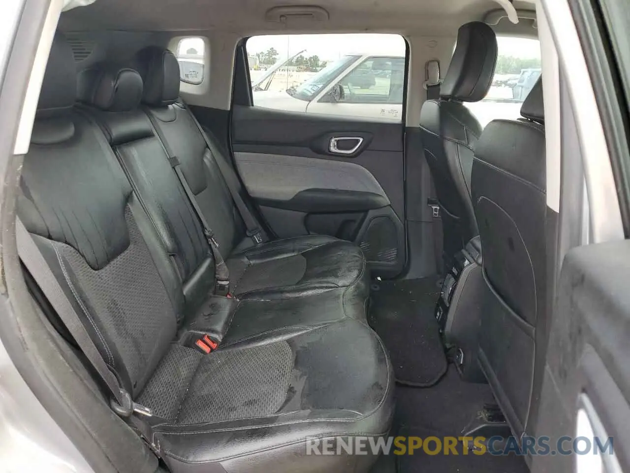 11 fotografías del automóvil dañado 3C4NJDBB5NT178960 JEEP COMPASS 2022