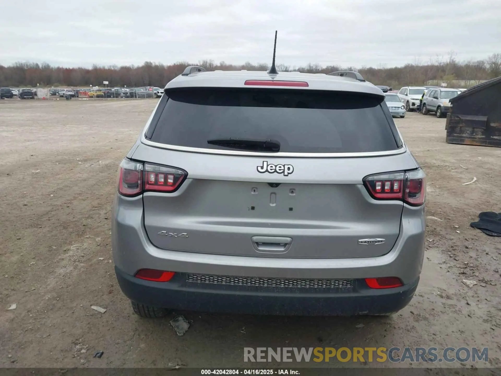 16 fotografías del automóvil dañado 3C4NJDBB5NT216798 JEEP COMPASS 2022