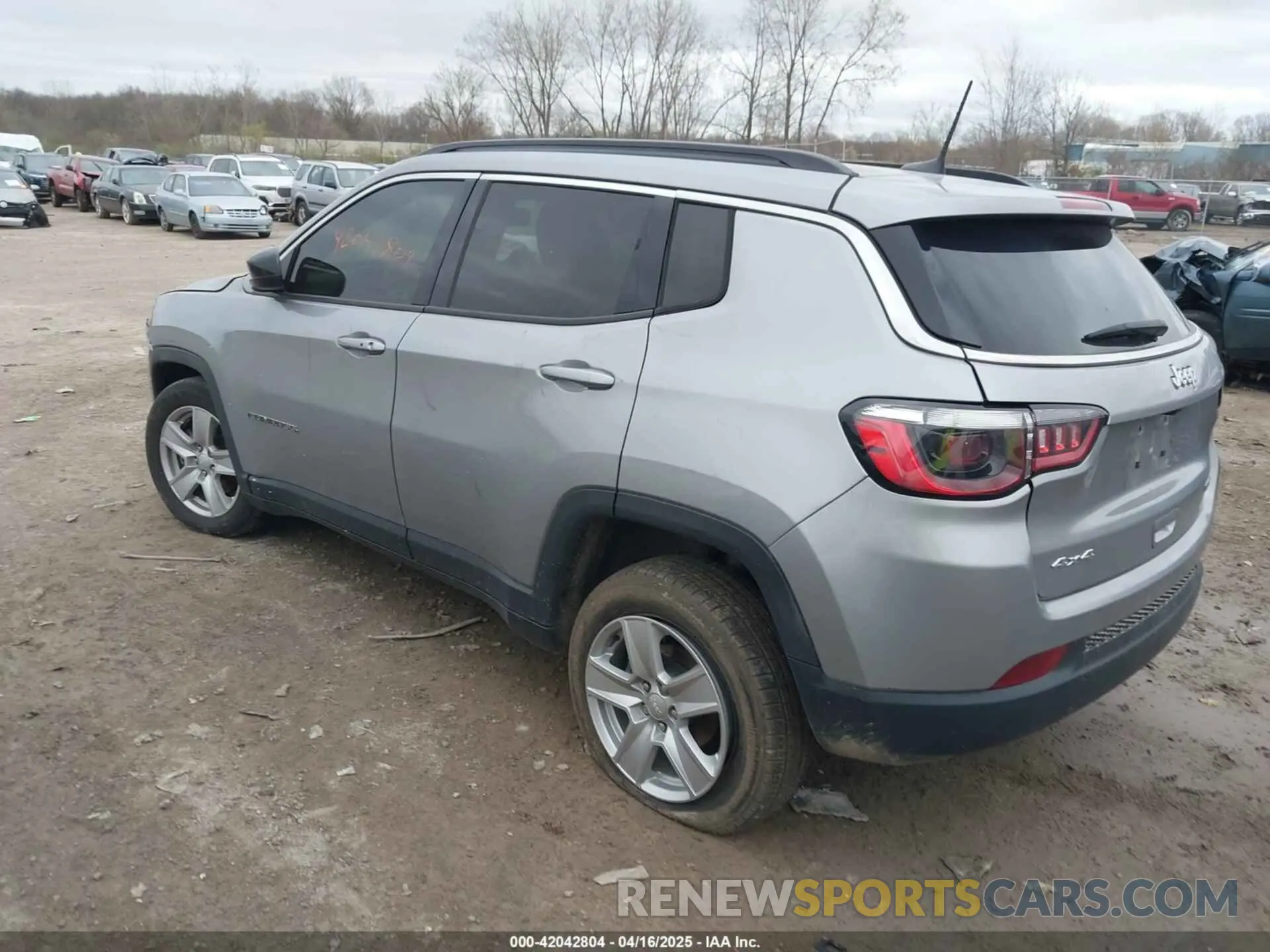 3 fotografías del automóvil dañado 3C4NJDBB5NT216798 JEEP COMPASS 2022