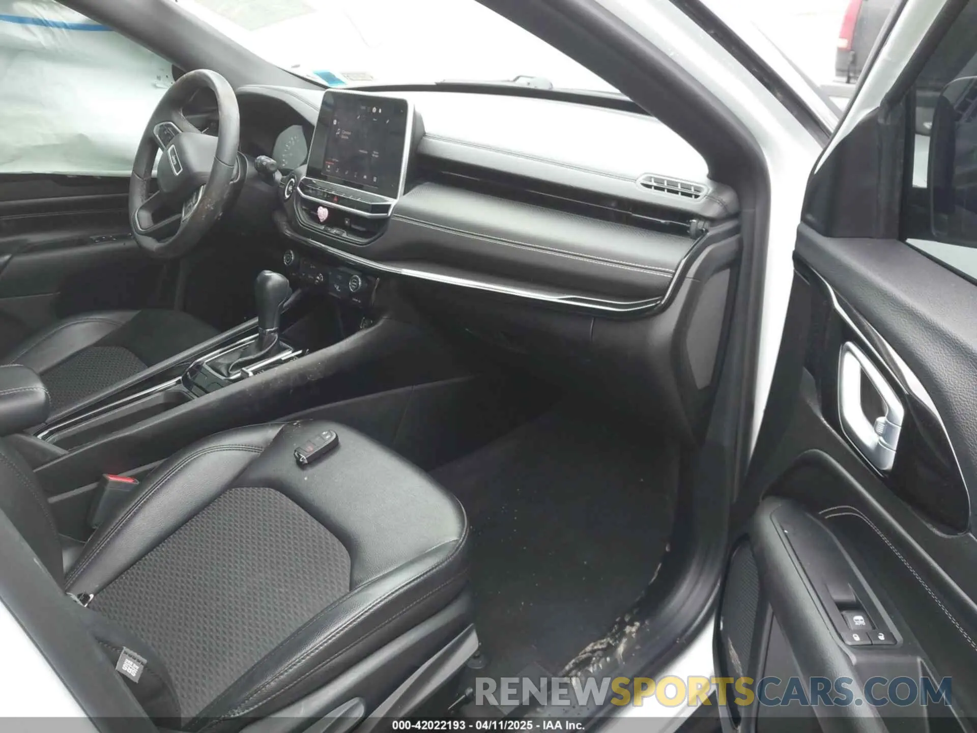 5 fotografías del automóvil dañado 3C4NJDBB7NT176532 JEEP COMPASS 2022