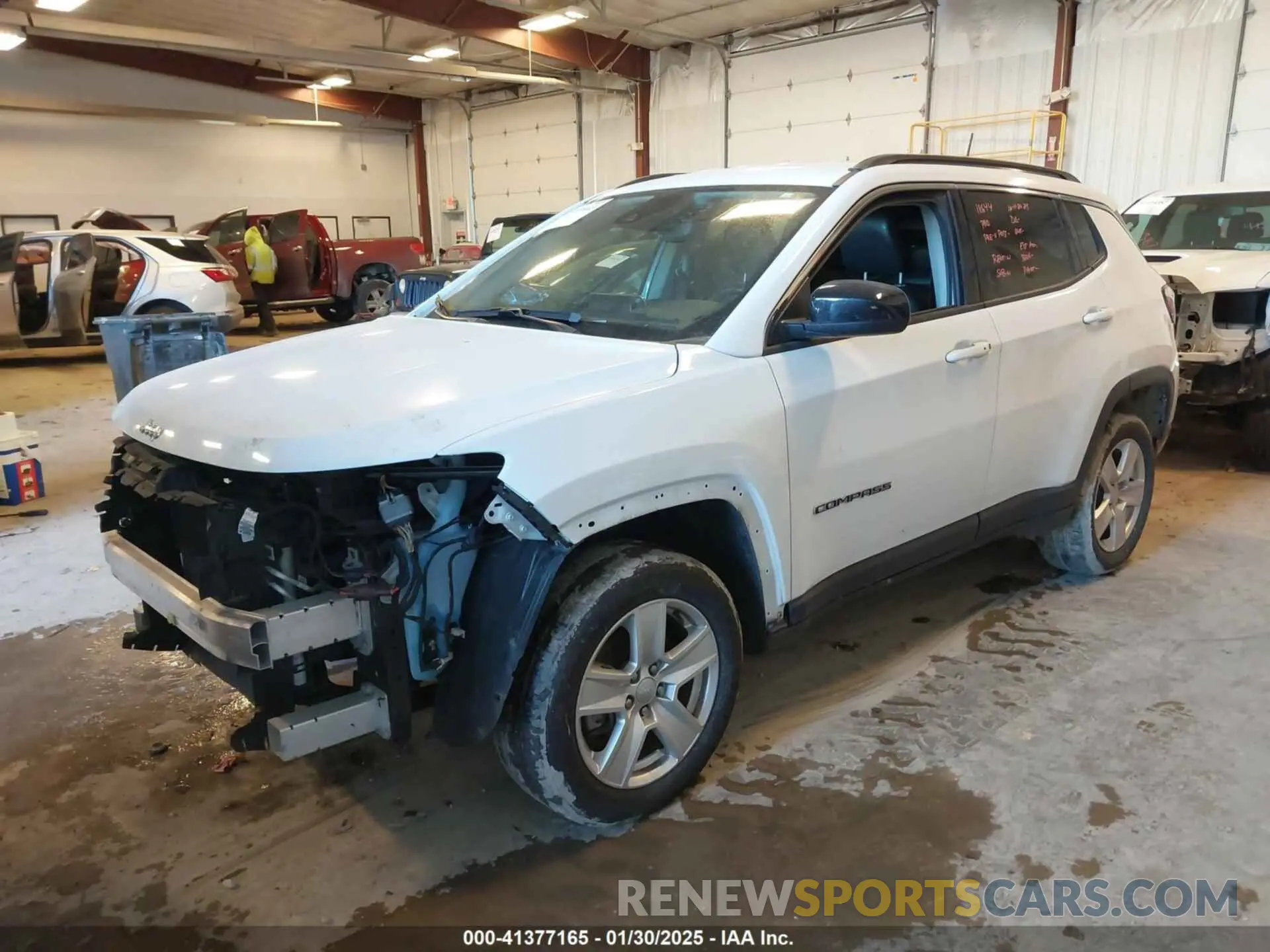 2 fotografías del automóvil dañado 3C4NJDBB9NT152152 JEEP COMPASS 2022
