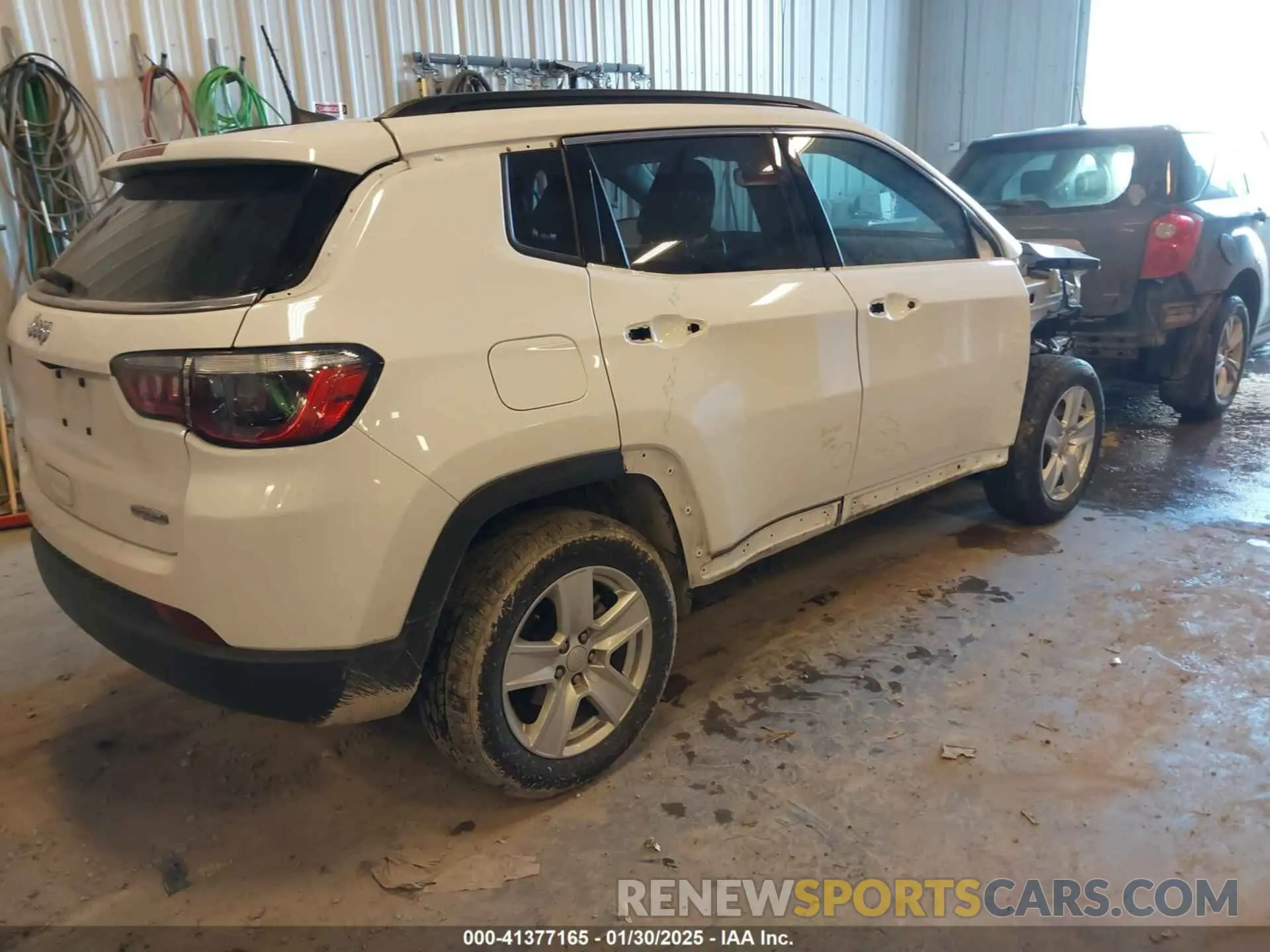 4 fotografías del automóvil dañado 3C4NJDBB9NT152152 JEEP COMPASS 2022
