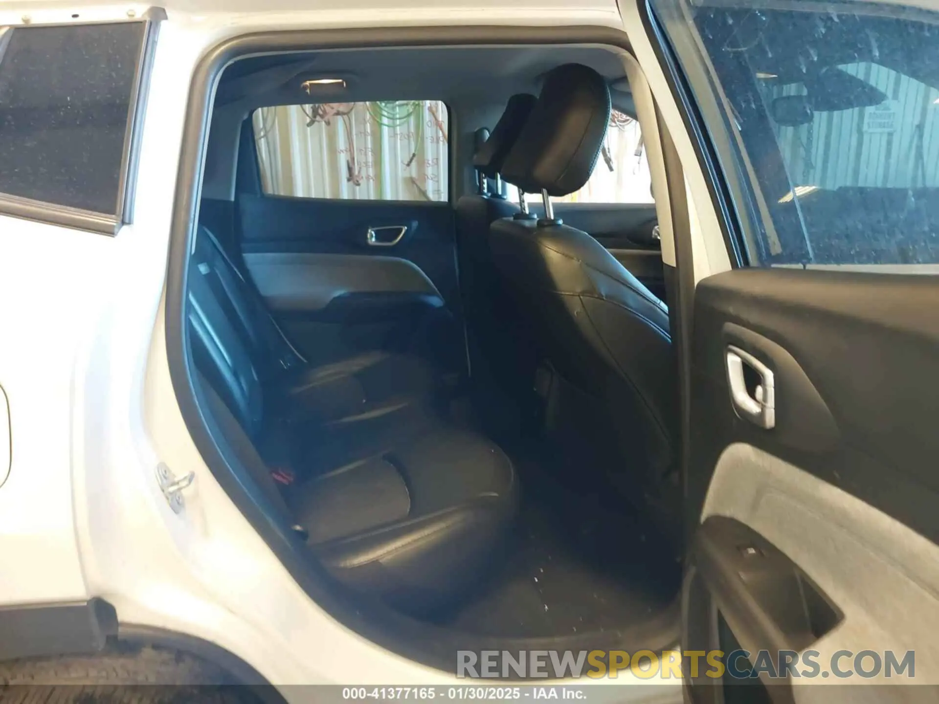 8 fotografías del automóvil dañado 3C4NJDBB9NT152152 JEEP COMPASS 2022