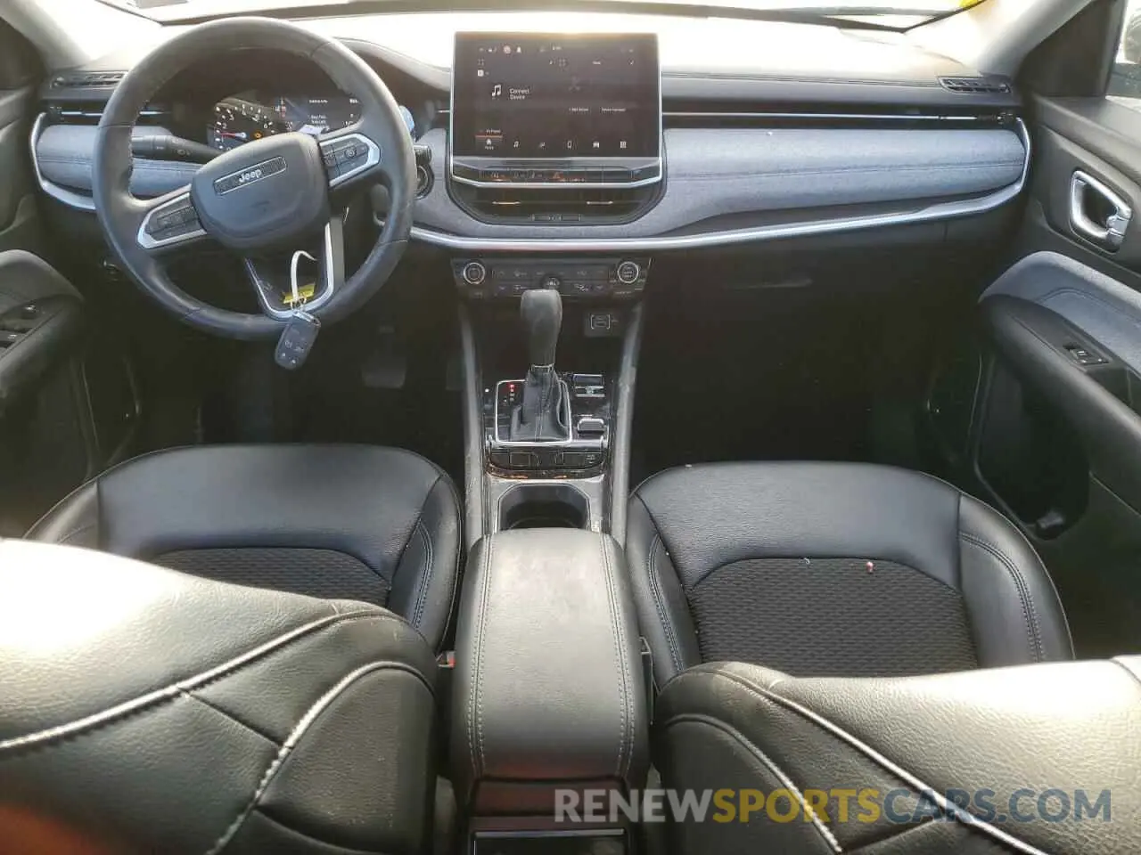8 fotografías del automóvil dañado 3C4NJDBBXNT230180 JEEP COMPASS 2022