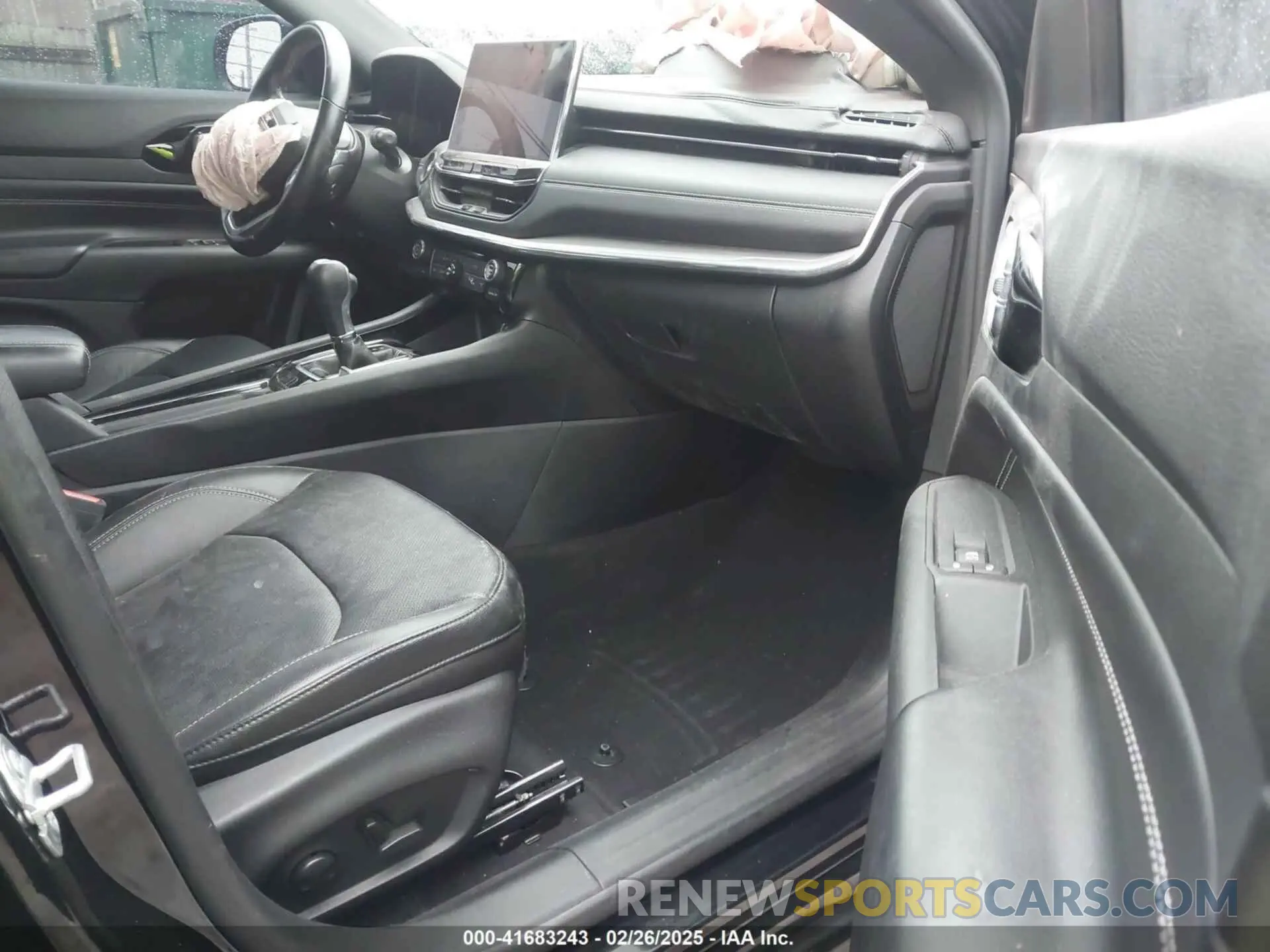 5 fotografías del automóvil dañado 3C4NJDCB1NT142939 JEEP COMPASS 2022