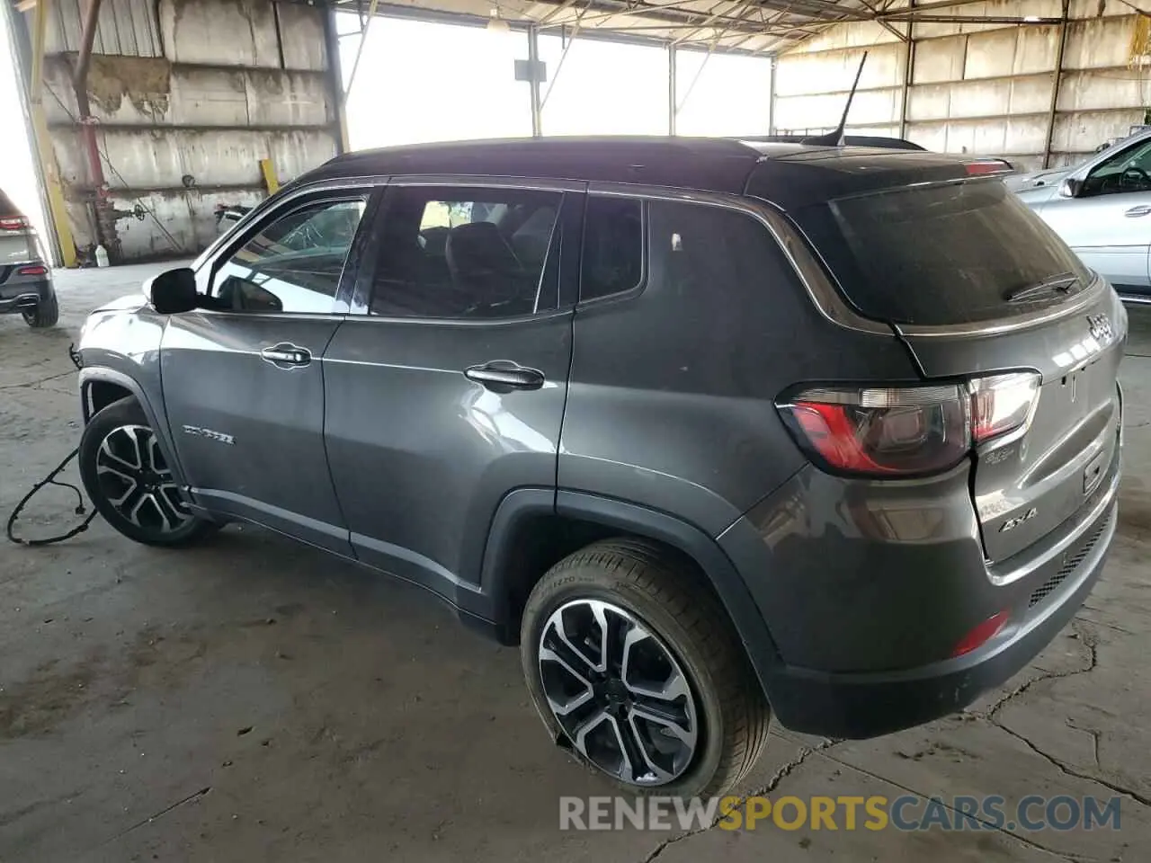 2 fotografías del automóvil dañado 3C4NJDCB1NT211385 JEEP COMPASS 2022