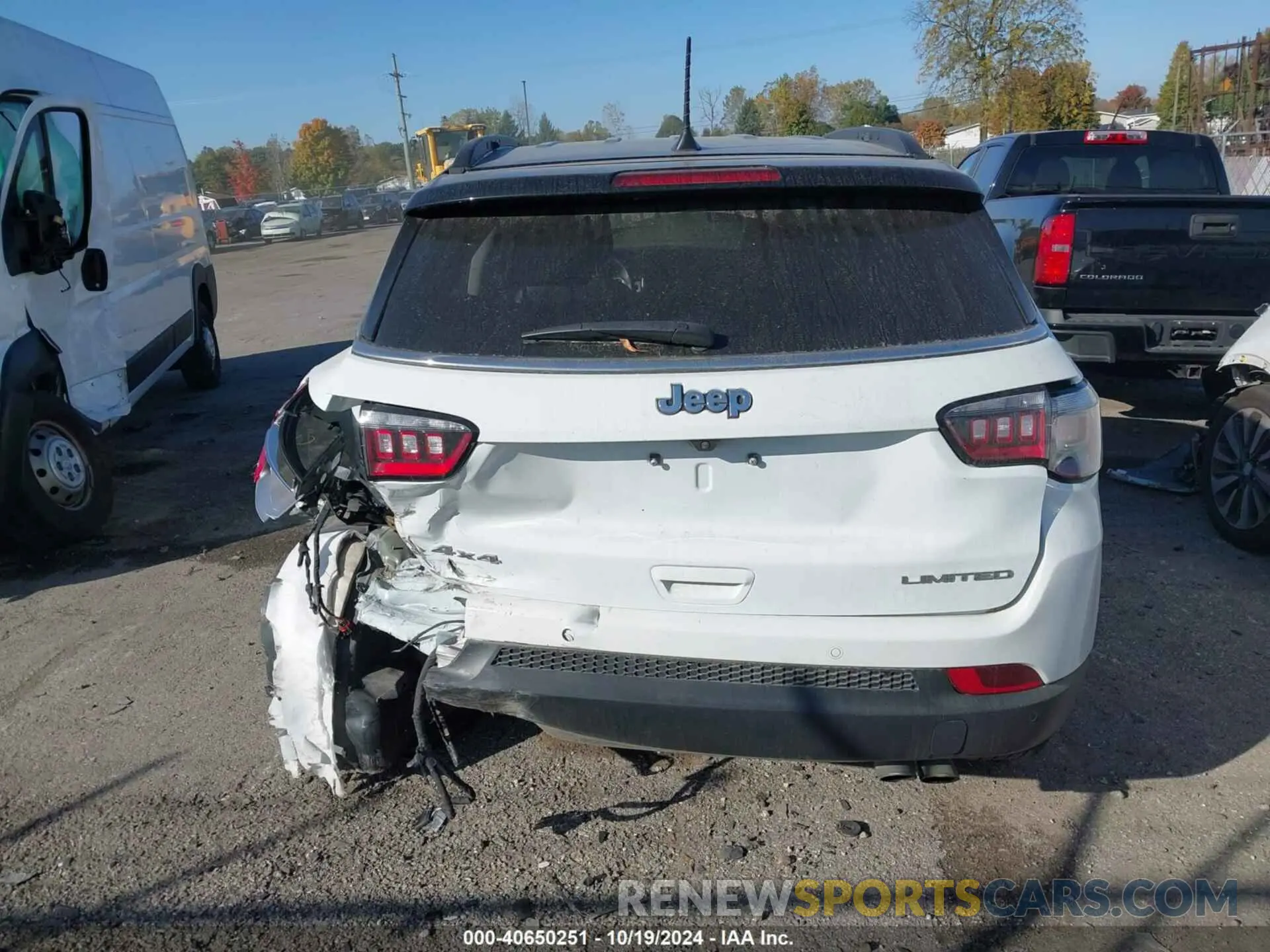 16 fotografías del automóvil dañado 3C4NJDCB5NT141390 JEEP COMPASS 2022