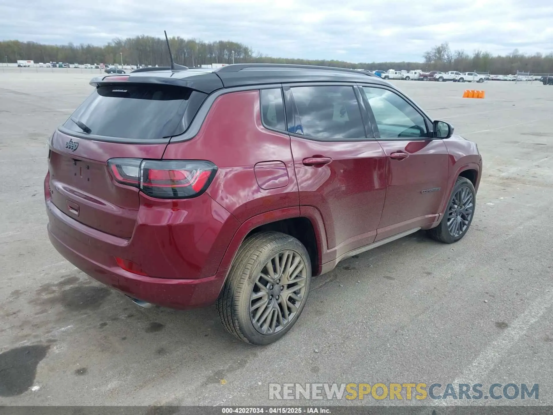 4 fotografías del automóvil dañado 3C4NJDCB7NT101666 JEEP COMPASS 2022