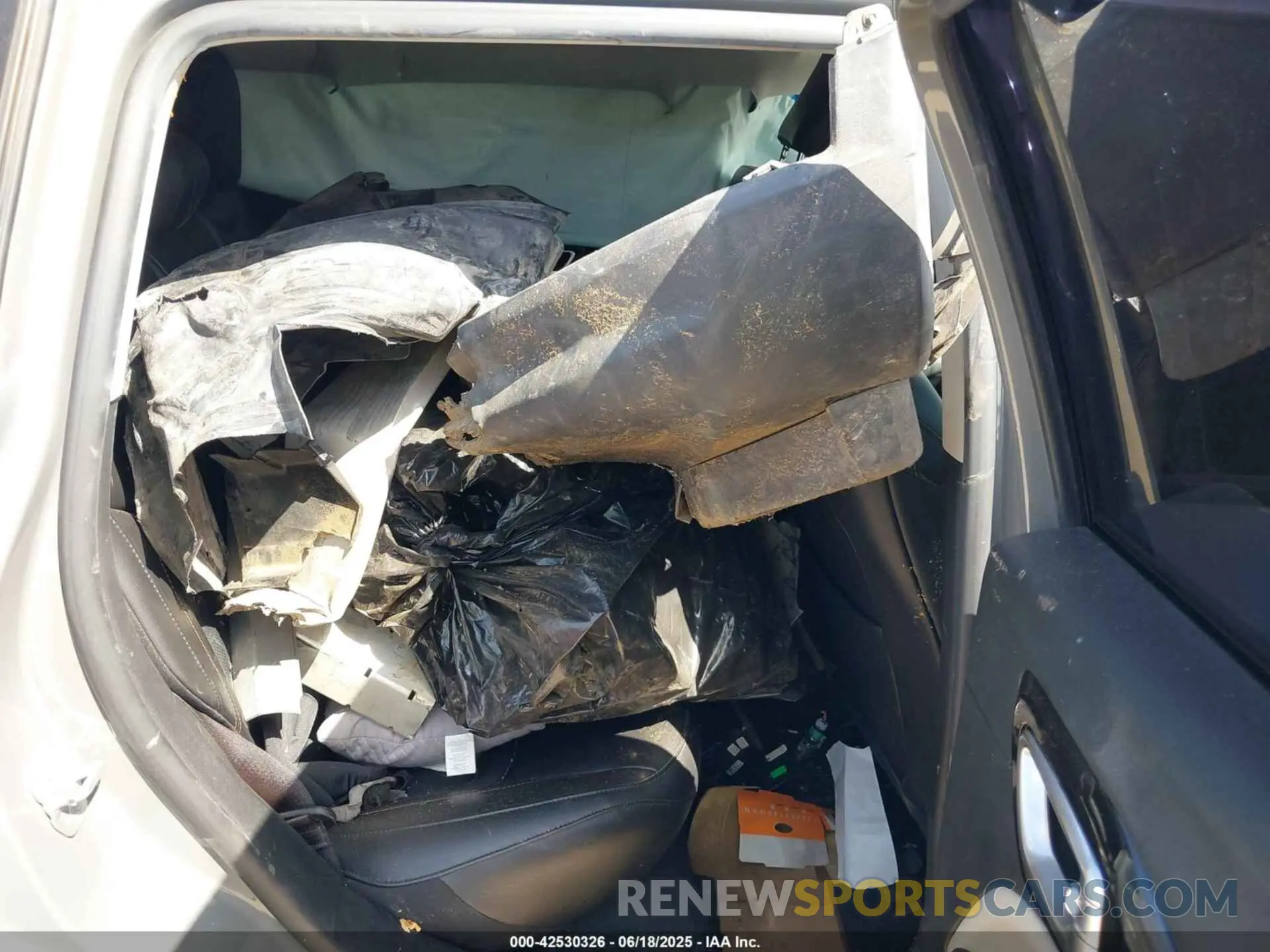 8 fotografías del automóvil dañado 3C4NJDCB7NT101991 JEEP COMPASS 2022