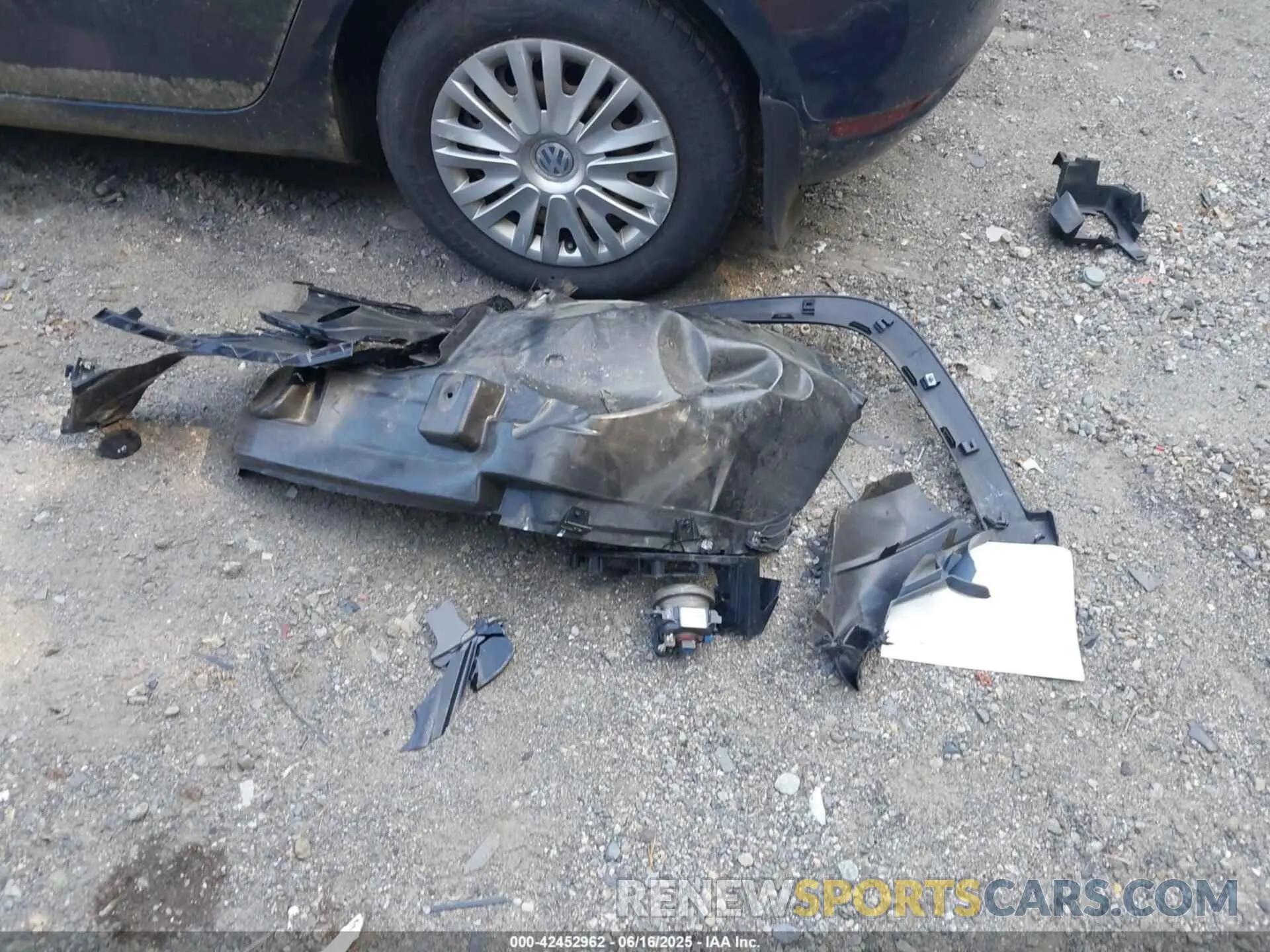 12 fotografías del automóvil dañado 3C4NJDCB7NT189540 JEEP COMPASS 2022