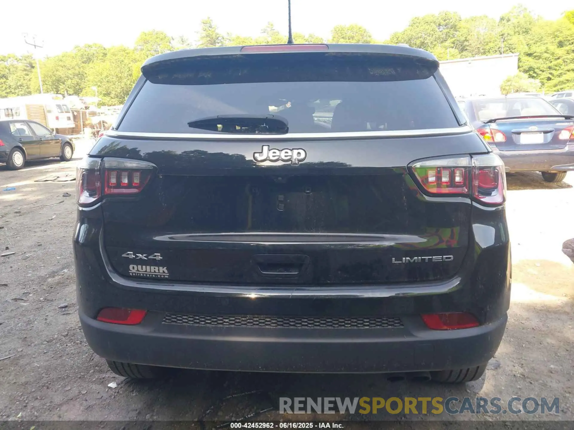 17 fotografías del automóvil dañado 3C4NJDCB7NT189540 JEEP COMPASS 2022