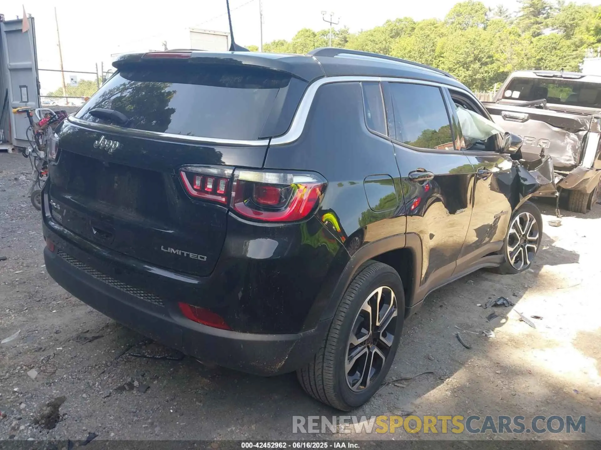 4 fotografías del automóvil dañado 3C4NJDCB7NT189540 JEEP COMPASS 2022