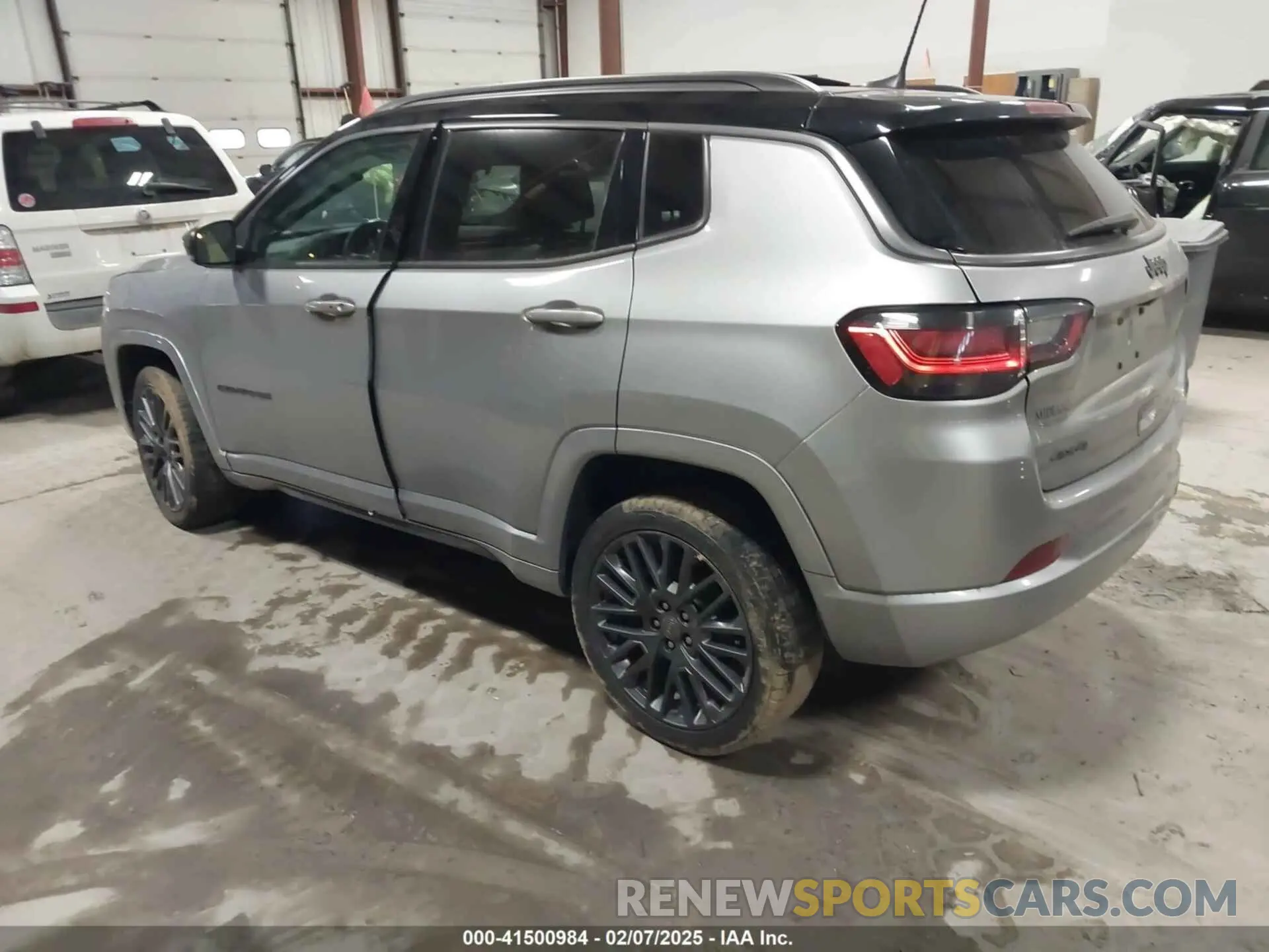 3 fotografías del automóvil dañado 3C4NJDCB8NT109002 JEEP COMPASS 2022